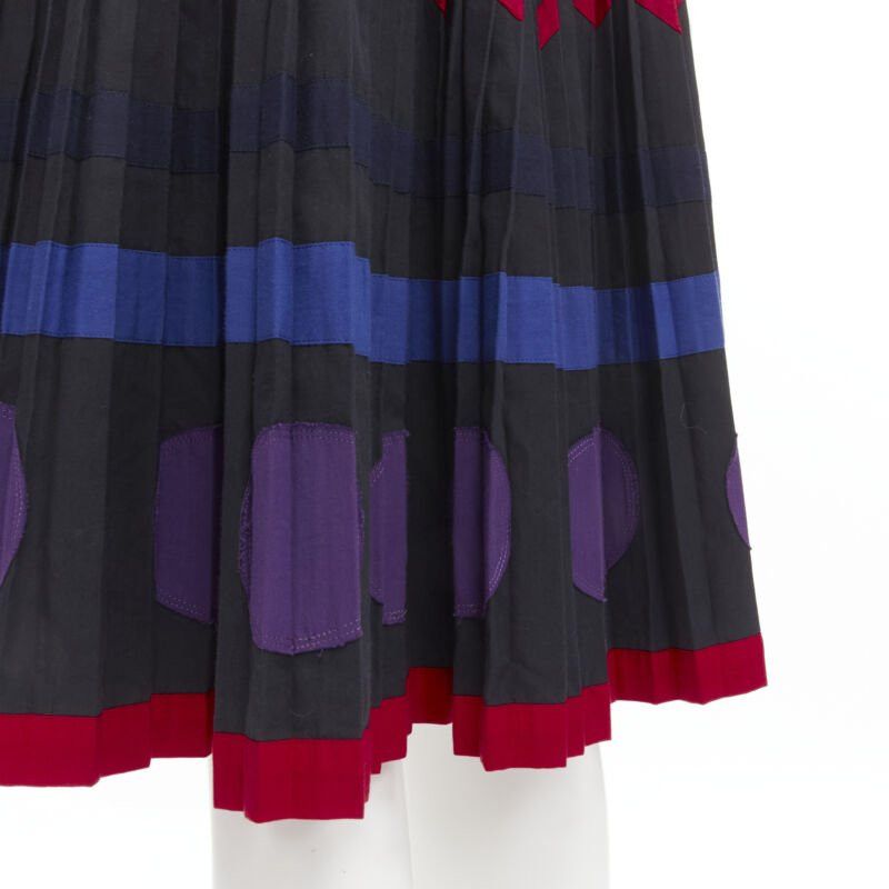 Comme des Garcons COMME DES GARCONS 1980s black geometric pattern pleated wrapped flared skirt S Size 27" / US 4 / IT 40 - 7 Thumbnail