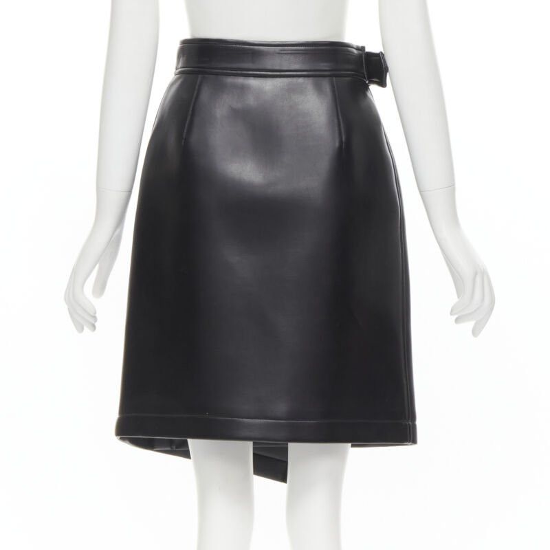Comme des Garcons COMME DES GARCONS Vintage black faux leather silver buckle wrap skirt M Size 28" / US 6 / IT 42 - 5 Thumbnail