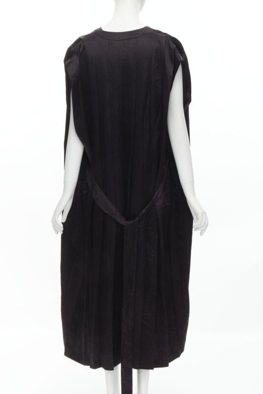 Comme des Garcons COMME DES GARCONS Vintage 1980s black triacetate V-neck pleated belted dress Size M / US 6-8 / IT 42-44 - 5 Thumbnail