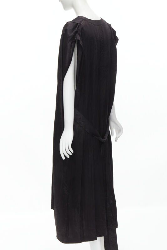Comme des Garcons COMME DES GARCONS Vintage 1980s black triacetate V-neck pleated belted dress Size M / US 6-8 / IT 42-44 - 6 Thumbnail