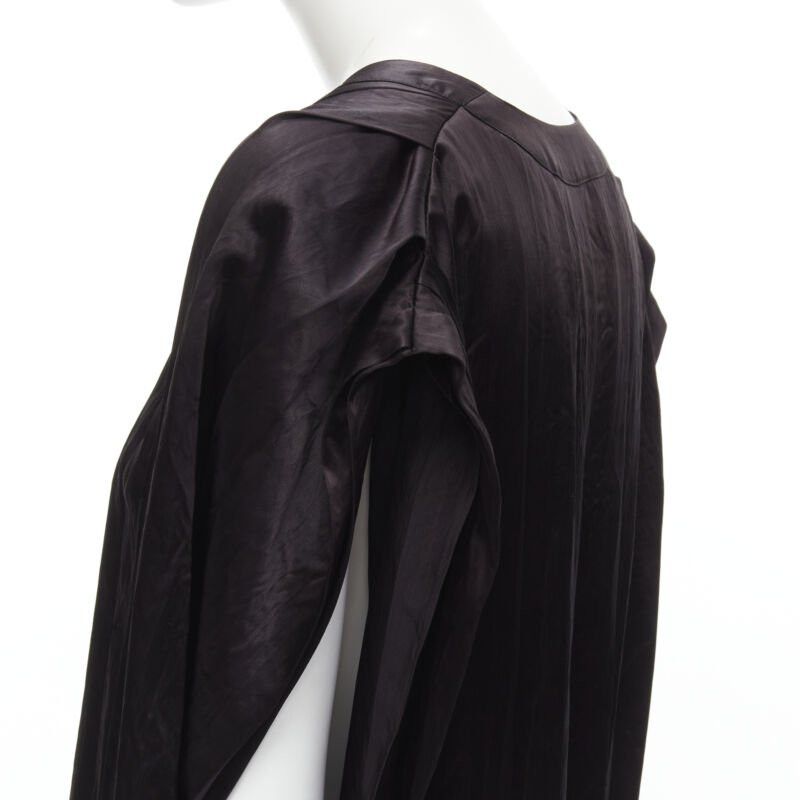 Comme des Garcons COMME DES GARCONS Vintage 1980s black triacetate V-neck pleated belted dress Size M / US 6-8 / IT 42-44 - 2 Thumbnail