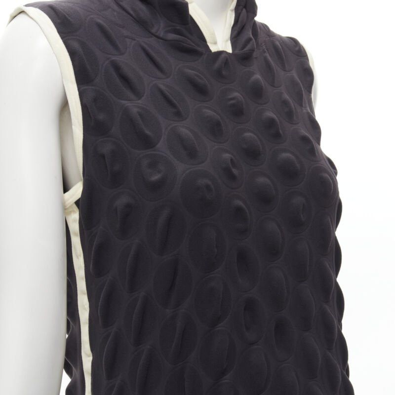 Issey Miyake ISSEY MIYAKE 2000 Vintage Runway Egg Carton black white cloque hooded dress L Size L / US 10 / IT 46 - 2 Thumbnail