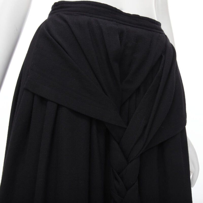 Comme des Garcons COMME DES GARCONS Vintage 1988 black wool braid red lattice embroidery skirt M Size 28" / US 6 / IT 42 - 7 Thumbnail