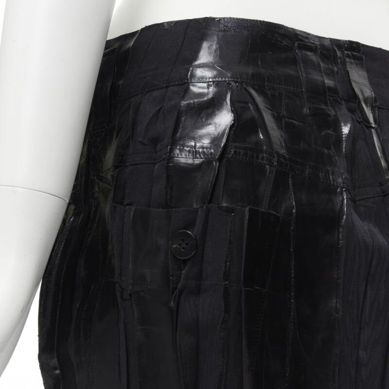 Issey Miyake ISSEY MIYAKE Vintage black lacquered coating pleated mini skirt M Rare Size 28" / US 6 / IT 42 - 2 Thumbnail