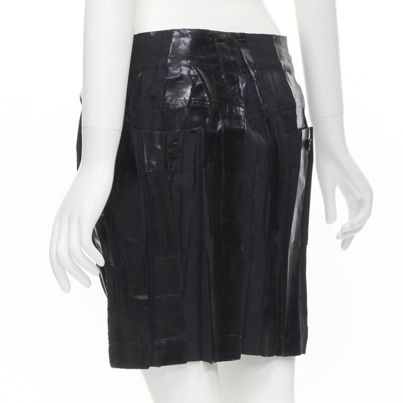 Issey Miyake ISSEY MIYAKE Vintage black lacquered coating pleated mini skirt M Rare Size 28" / US 6 / IT 42 - 6 Thumbnail