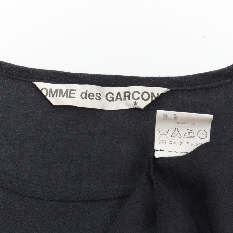 Comme des Garcons COMME DES GARCONS 1980s Vintage black linen square shorter back loose top S Size S / US 4 / IT 40 - 9 Thumbnail