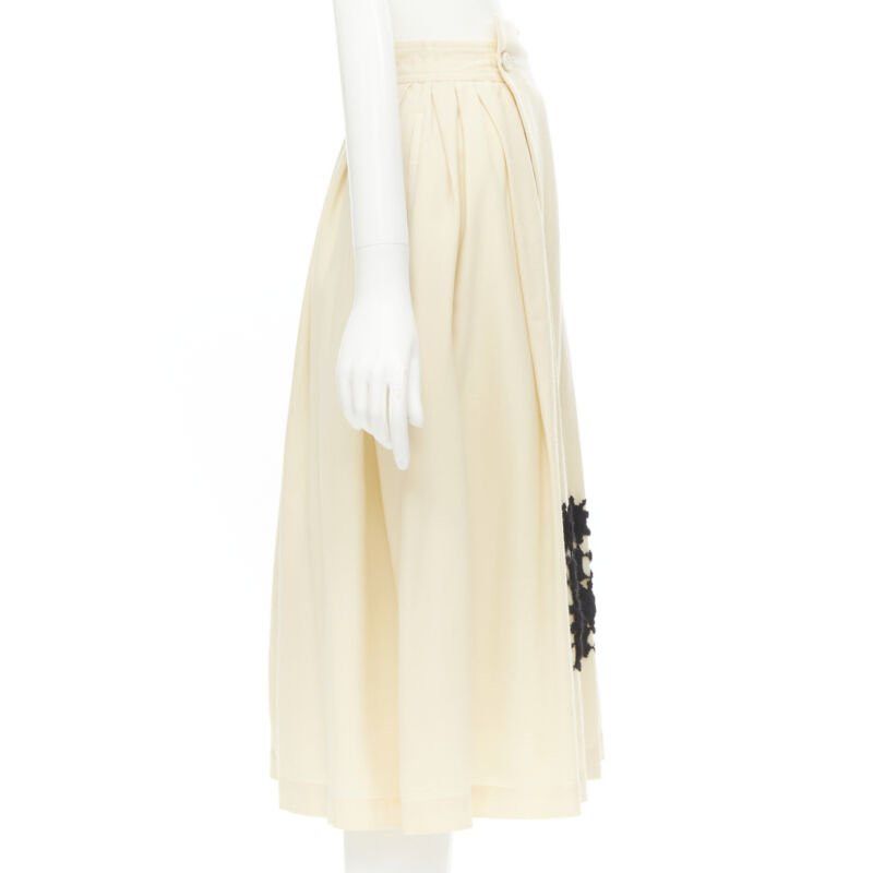 Comme des Garcons COMME DES GARCINS 1988 Runway Vintage cream black lattice lace flared skirt S Size 26" / US 2 / IT 38 - 4 Thumbnail