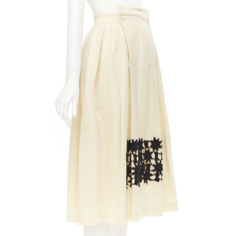 Comme des Garcons COMME DES GARCINS 1988 Runway Vintage cream black lattice lace flared skirt S Size 26" / US 2 / IT 38 - 3 Thumbnail