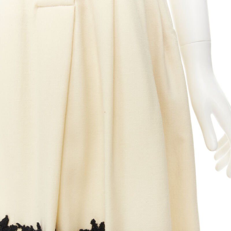 Comme des Garcons COMME DES GARCINS 1988 Runway Vintage cream black lattice lace flared skirt S Size 26" / US 2 / IT 38 - 8 Thumbnail