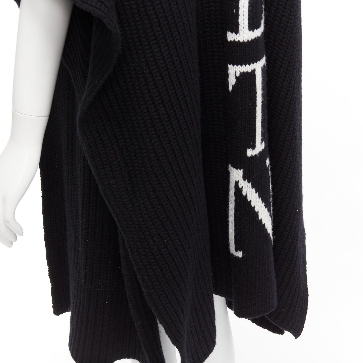Valentino VALENTINO VLTN black 100% virgin wool logo back poncho cardigan M Size M / US 6-8 / IT 42-44 - 7 Thumbnail
