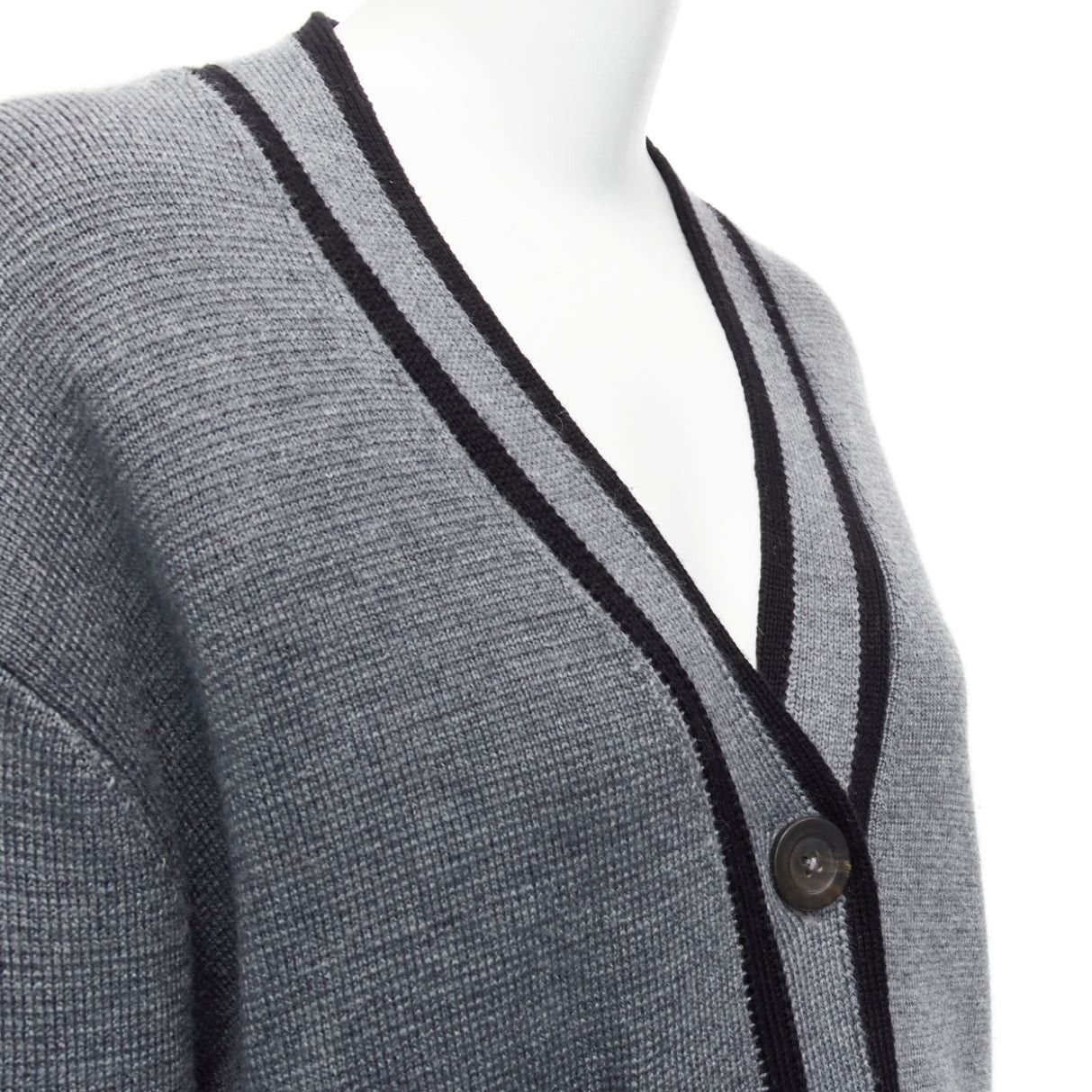 Victoria Beckham VVB VICTORIA BECKHAM 2017 Runway grey wool logo oversized cardigan UK2 XXS Size S / US 4 / IT 40 - 8 Thumbnail