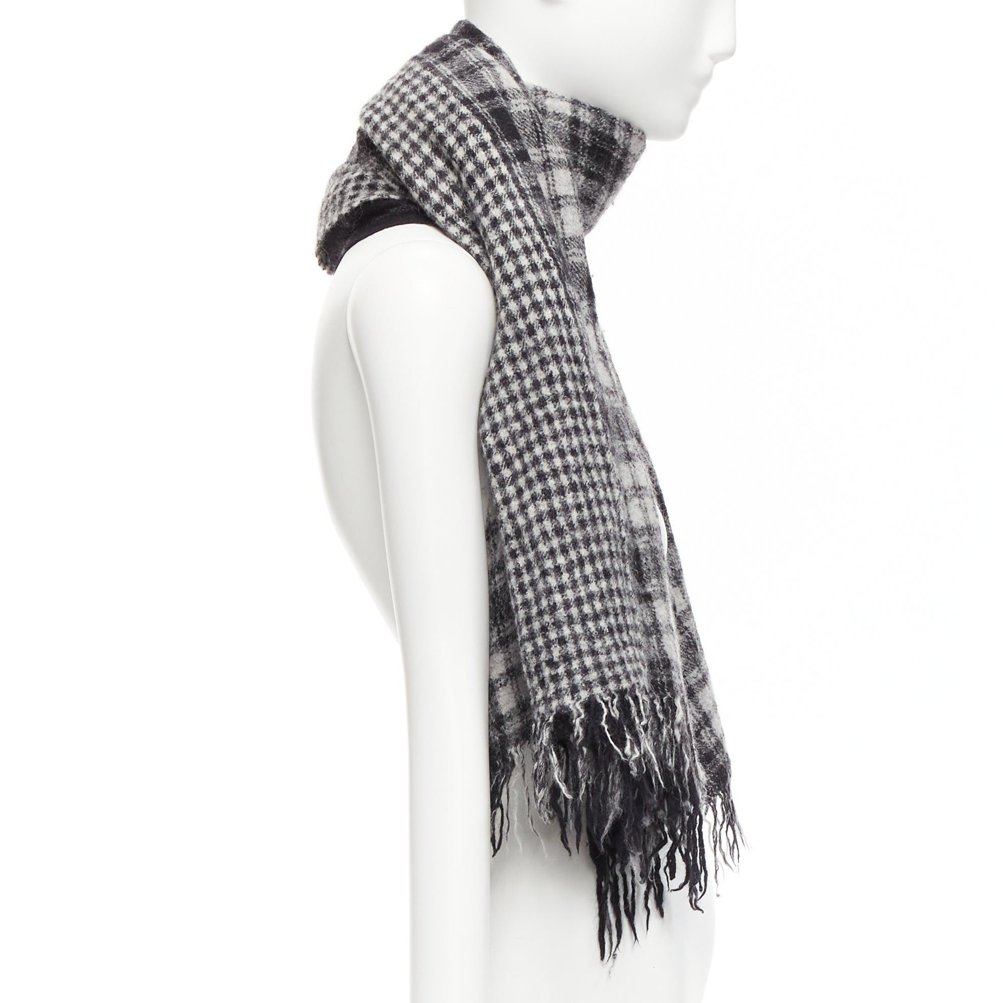 Yohji Yamamoto Y'S YOHJI YAMAMOTO grey 100% wool checkered black Y safety pin fringe scarf Size ONE SIZE - 4 Thumbnail