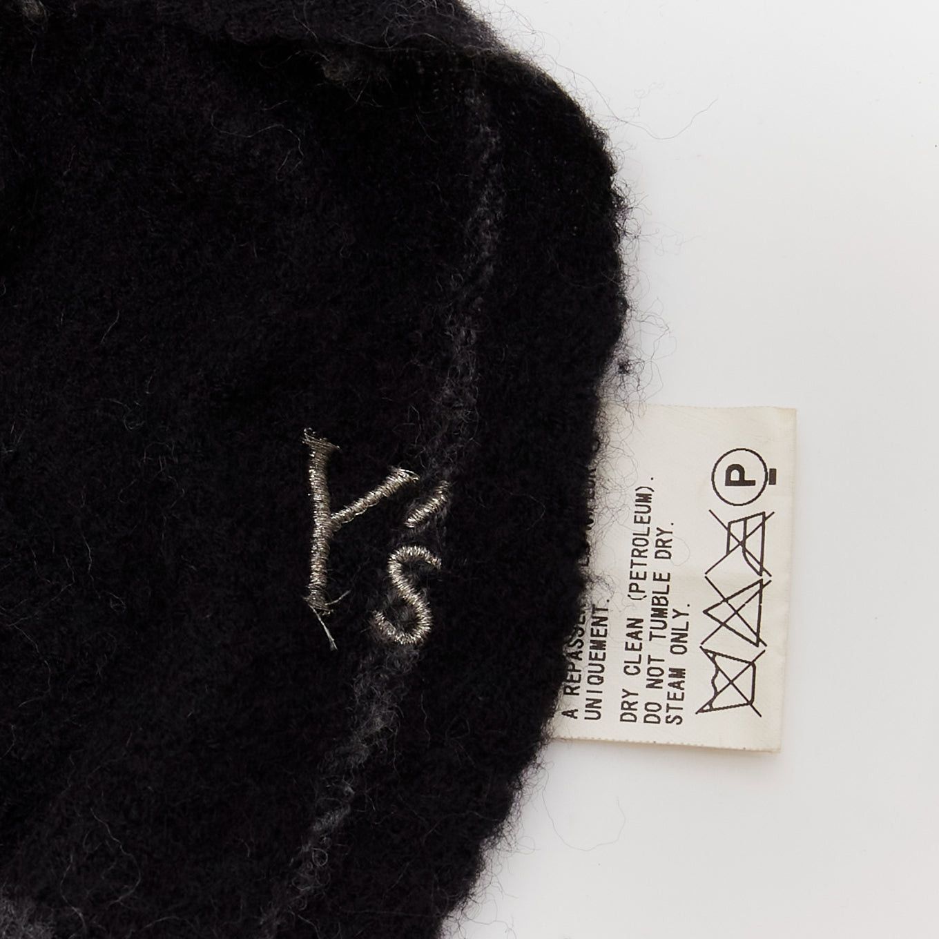 Yohji Yamamoto Y'S YOHJI YAMAMOTO grey 100% wool checkered black Y safety pin fringe scarf Size ONE SIZE - 8 Thumbnail