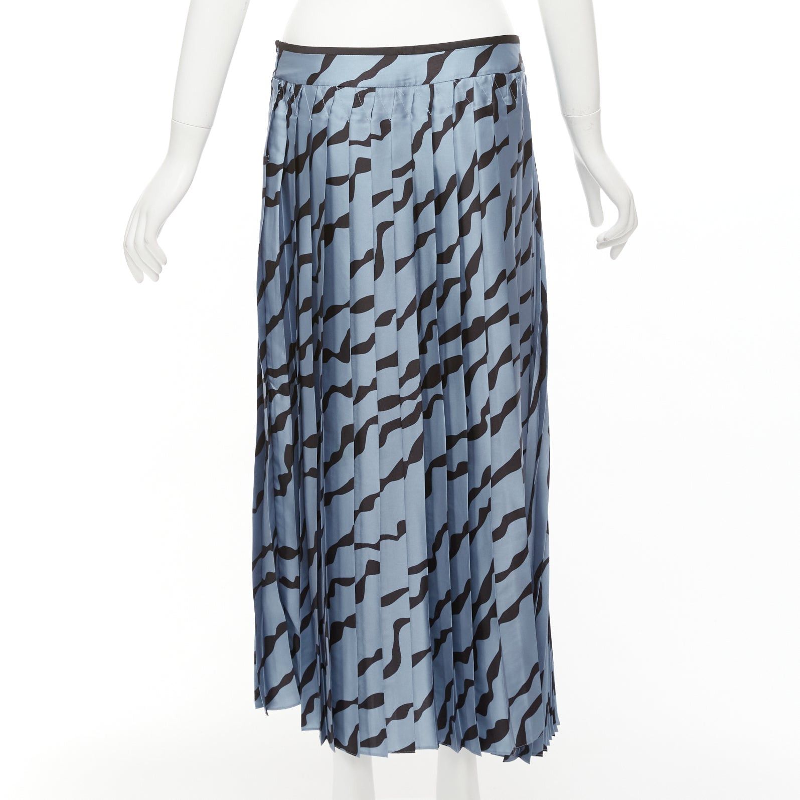 Victoria Beckham VVB VICTORIA BECKHAM blue black diagonal print pleated bias hem skirt UK8 S Size 27" / US 4 / IT 40 - 5 Thumbnail