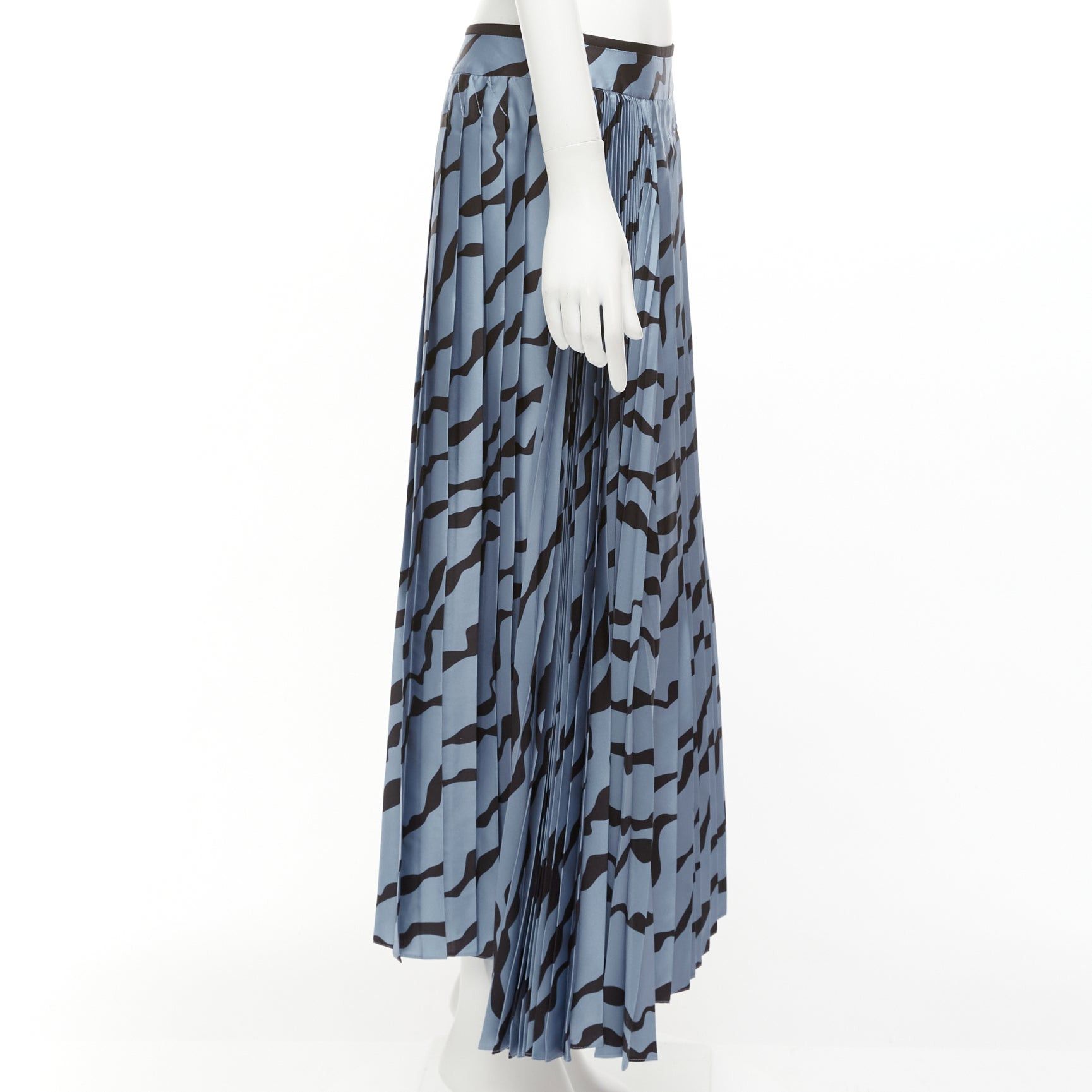 Victoria Beckham VVB VICTORIA BECKHAM blue black diagonal print pleated bias hem skirt UK8 S Size 27" / US 4 / IT 40 - 4 Thumbnail