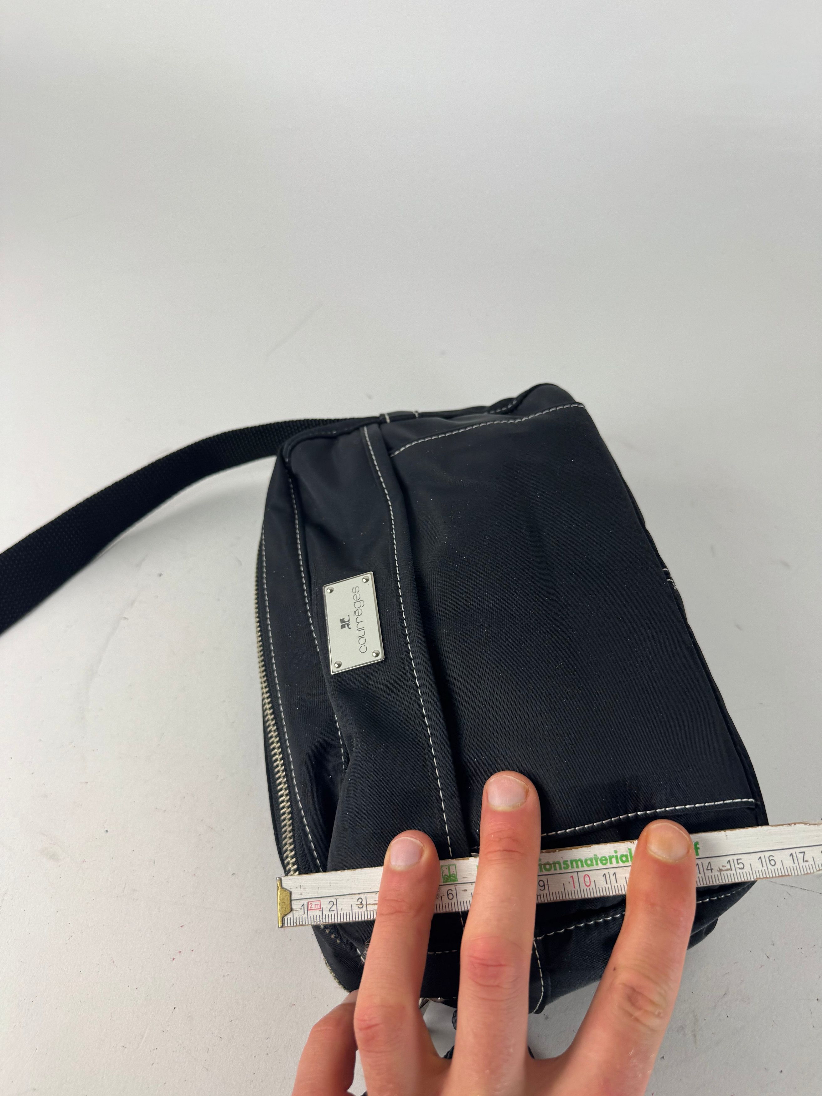 Courreges Vintage Polyester crossbody Bag black Size ONE SIZE - 13 Thumbnail