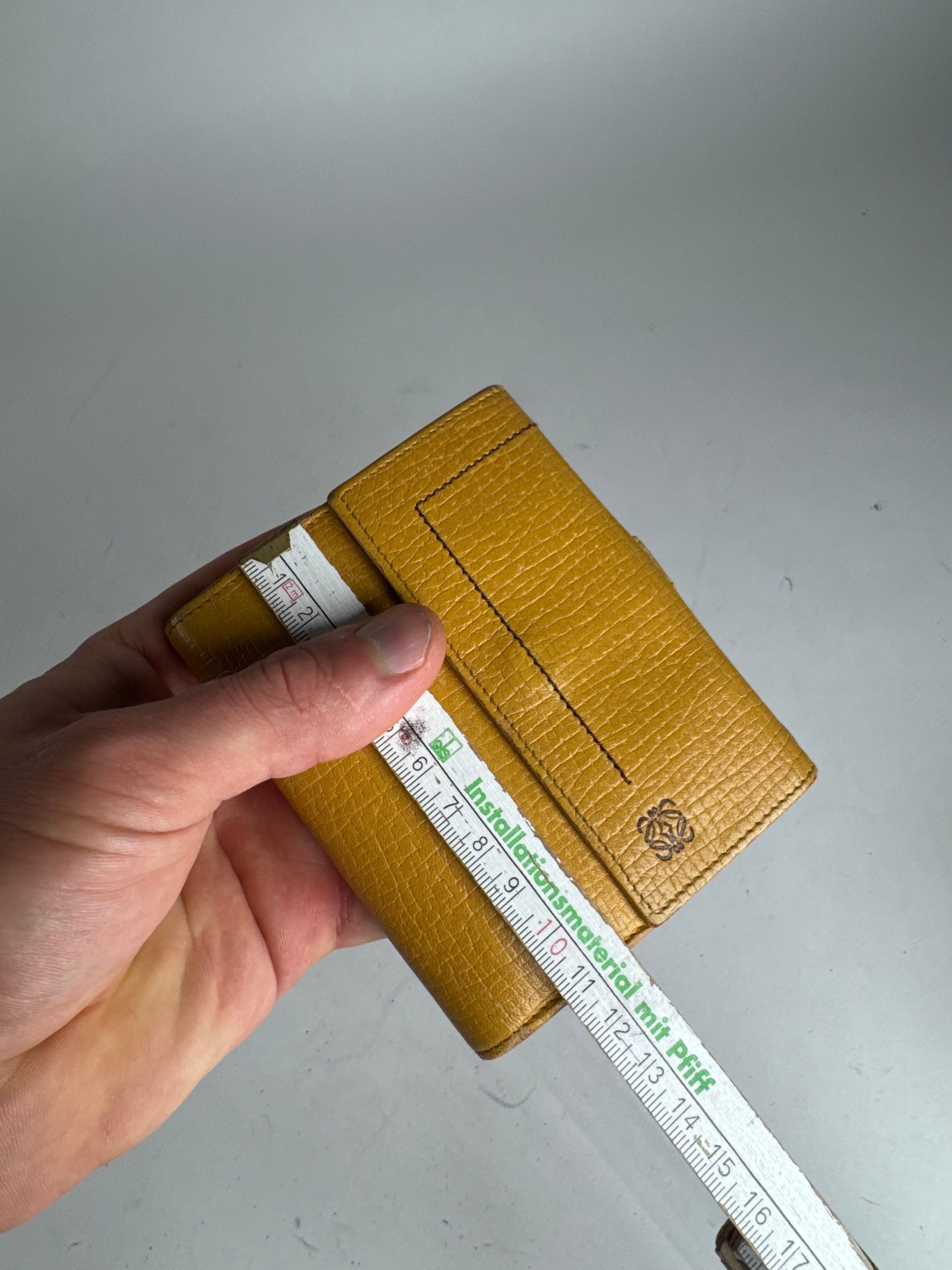 Loewe Vintage Madrid Leather Wallet yellow Size ONE SIZE - 8 Thumbnail