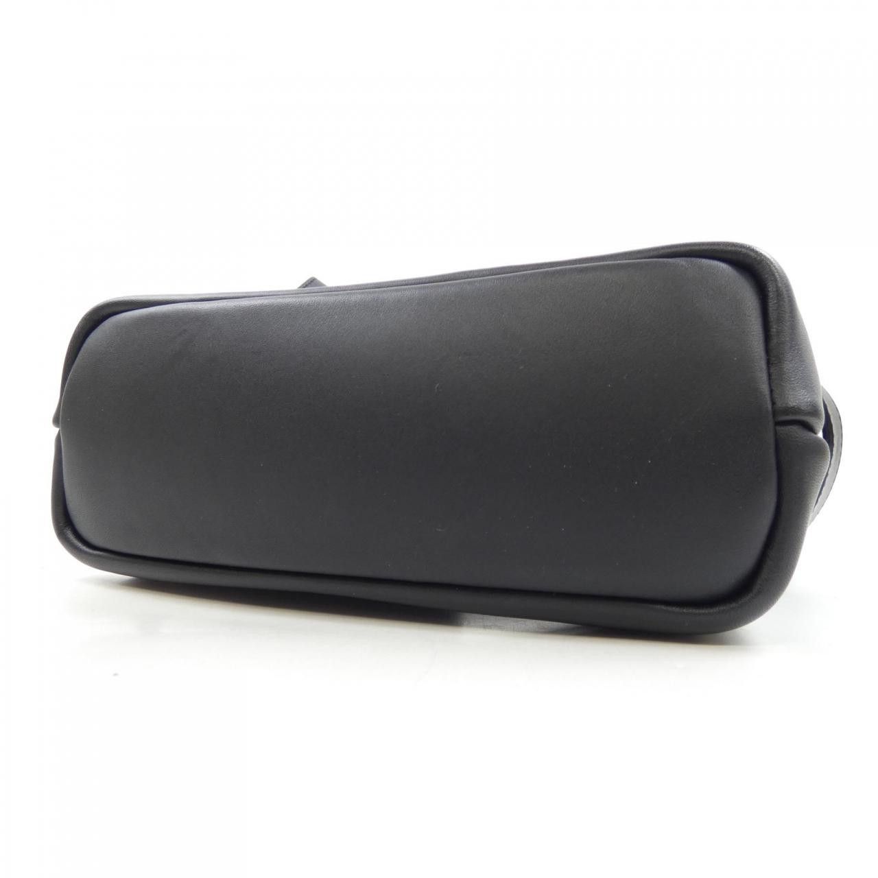 Other Other Osoi Bag Leather Crossbody Bag DUTY FREE for USA Size ONE SIZE - 4 Thumbnail