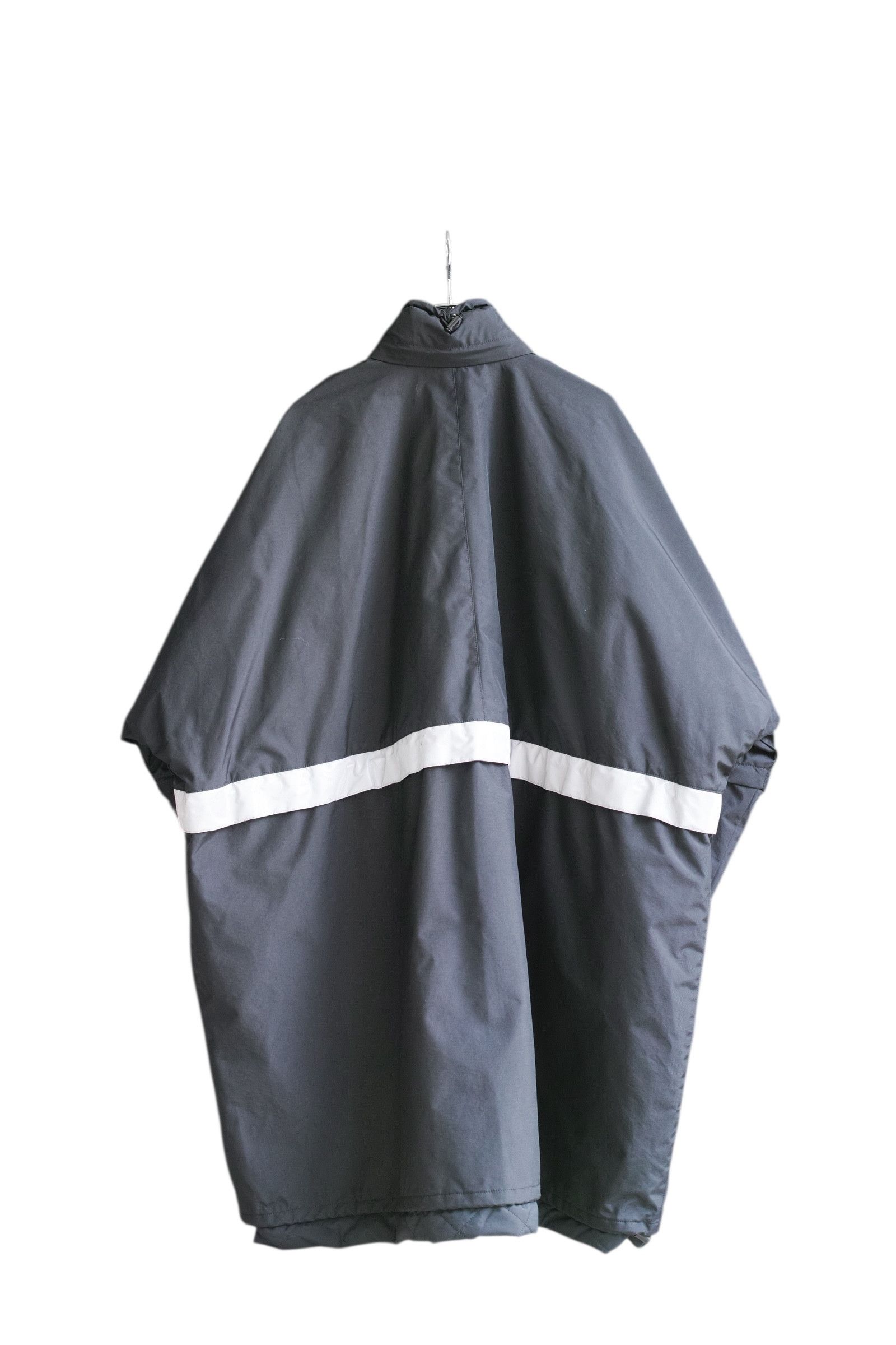 Balenciaga BALENCIAGA 2018Winter Reflective stripe oversized parka black size 48 Size US XXL / EU 58 / 5 - 2 Thumbnail