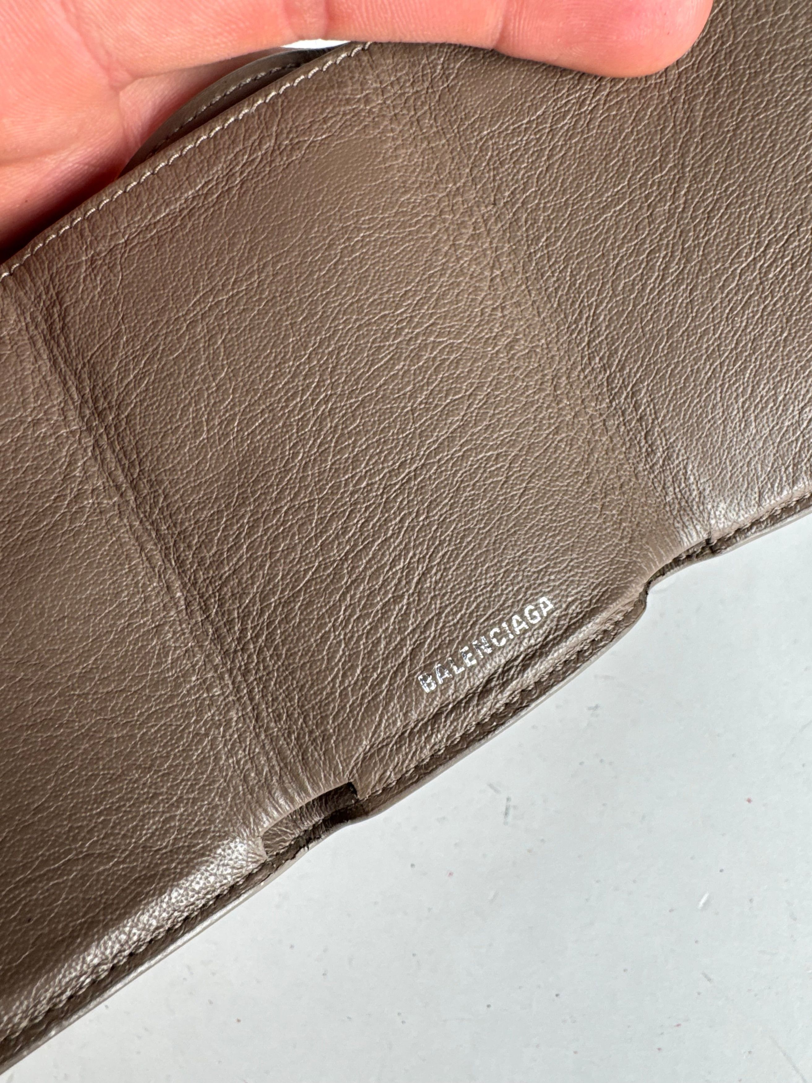 Balenciaga Vintage Leather Postal Card Holder Brown Size ONE SIZE - 9 Thumbnail