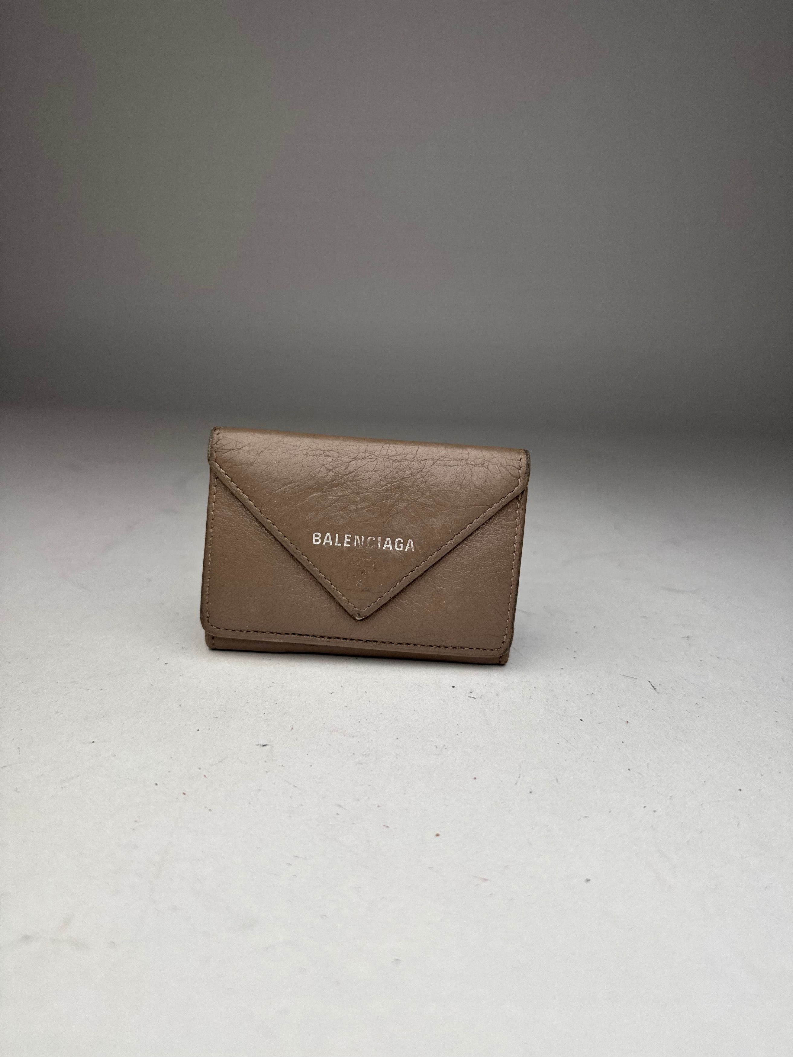 Balenciaga Vintage Leather Postal Card Holder Brown Size ONE SIZE - 2 Thumbnail