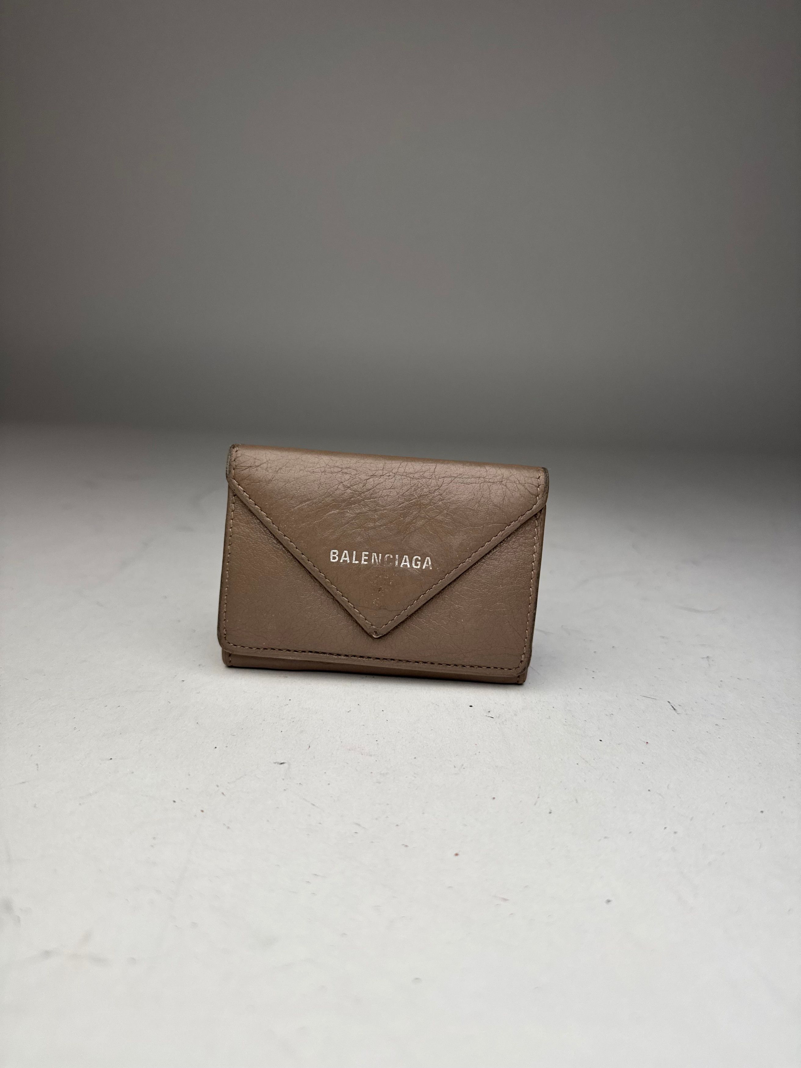 Balenciaga Vintage Leather Postal Card Holder Brown Size ONE SIZE - 3 Thumbnail