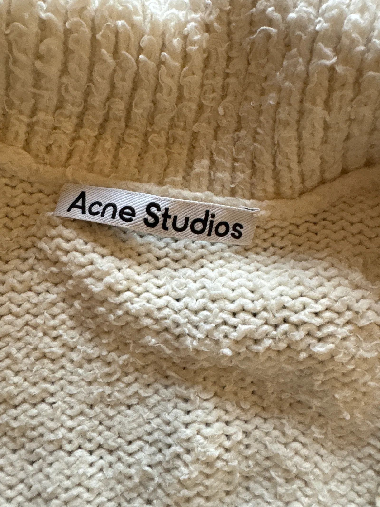 Acne Studios Acne Studios Sweater Size S / US 4 / IT 40 - 2 Thumbnail