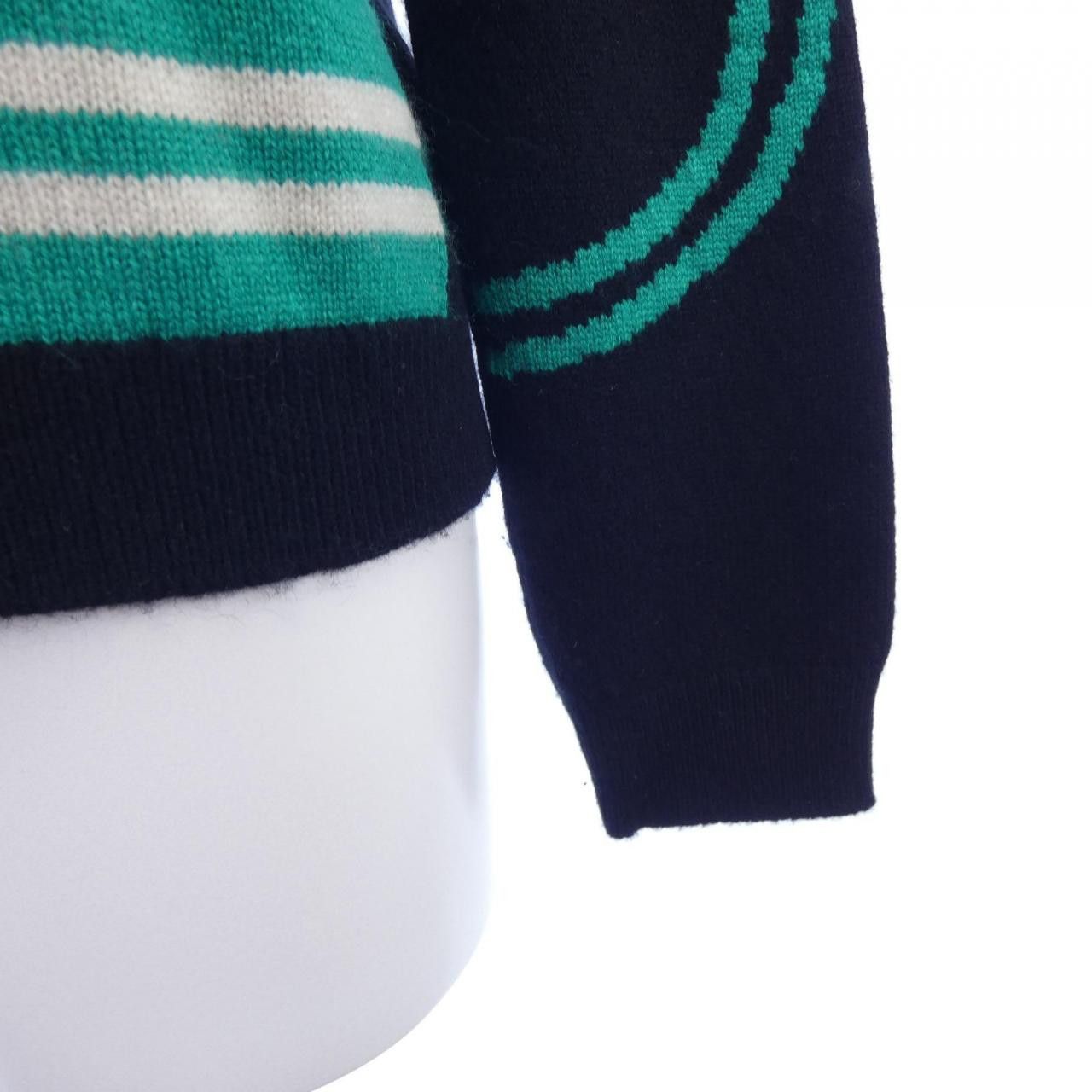 Hermes Hermes Hermes Cashmere Cardigan Others Tops DUTY FREE for USA Size ONE SIZE - 6 Thumbnail