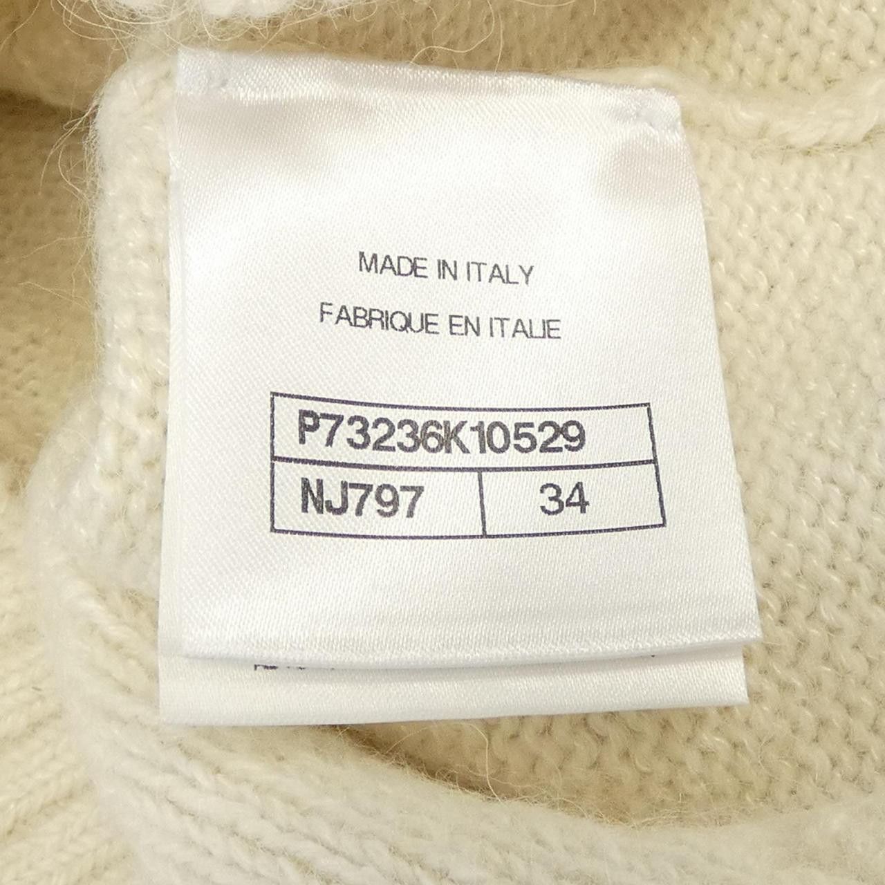 Chanel Chanel Chanel P73236K10529 Cashmere Knit Others Tops P73236K10529 DUTY FREE for USA Size ONE SIZE - 4 Thumbnail