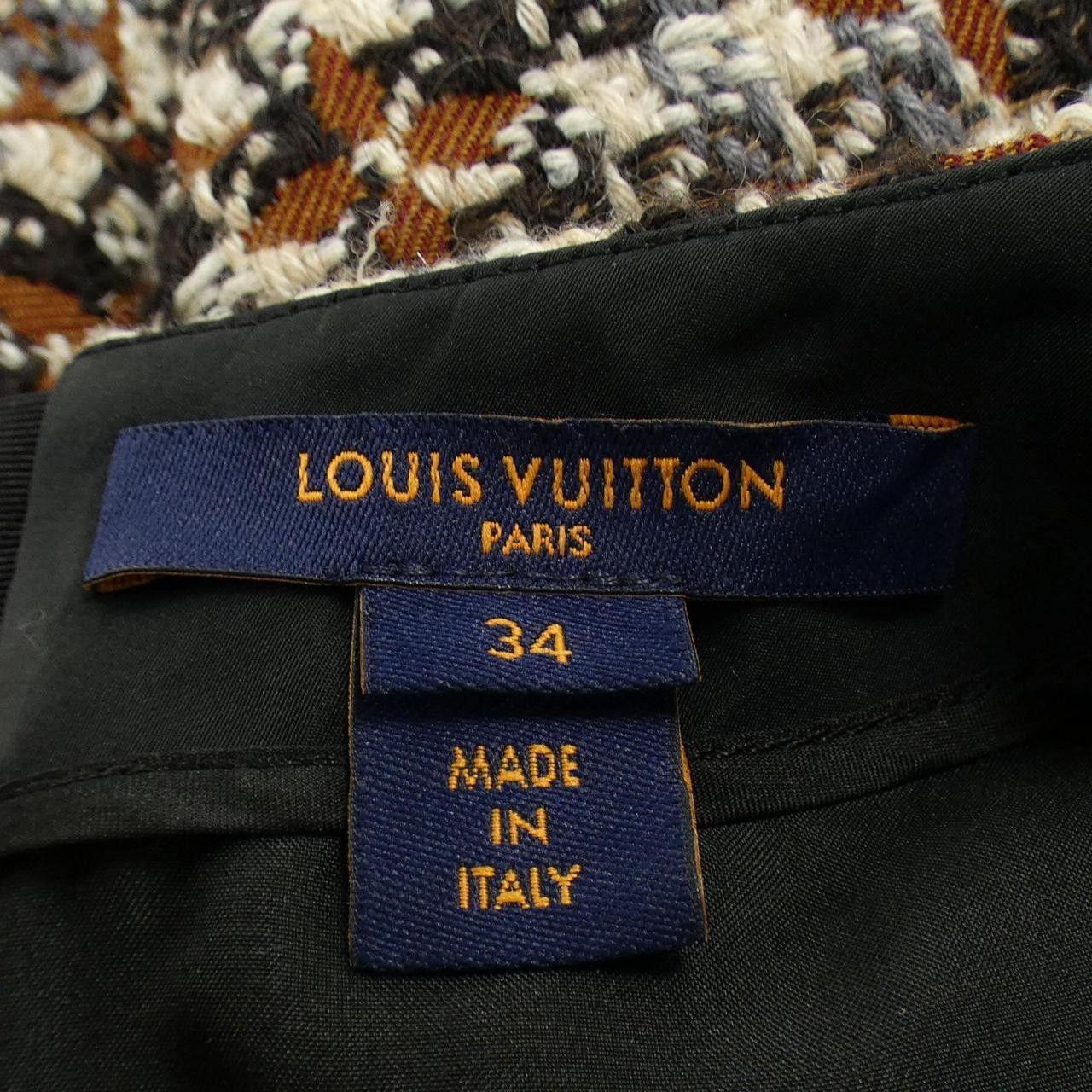 Louis Vuitton Louis Vuitton Louis Vuitton FNDR50JM9 Cashmere Blend Dress Others Dresses FNDR50JM9 DUTY FREE for USA Size ONE SIZE - 4 Thumbnail