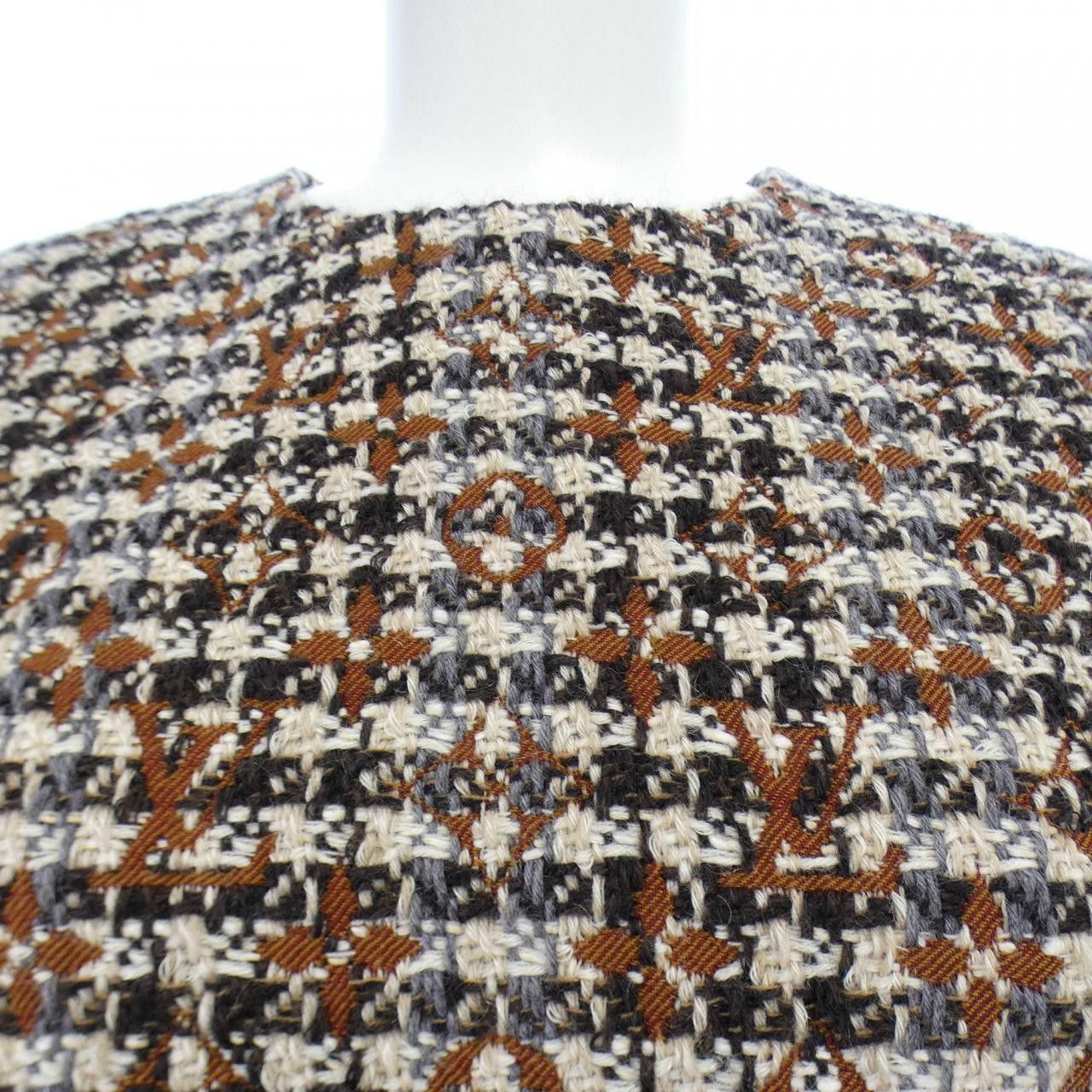 Louis Vuitton Louis Vuitton Louis Vuitton FNDR50JM9 Cashmere Blend Dress Others Dresses FNDR50JM9 DUTY FREE for USA Size ONE SIZE - 5 Thumbnail