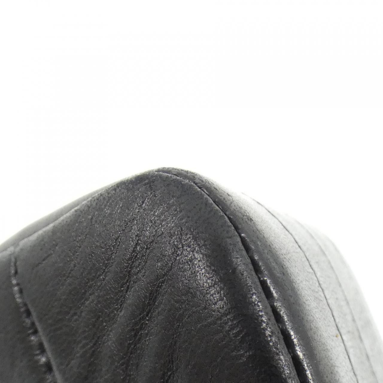 Chanel Chanel Chanel Lambskin Shoulder Bag Leather Shoulder Bag DUTY FREE for USA Size ONE SIZE - 3 Thumbnail