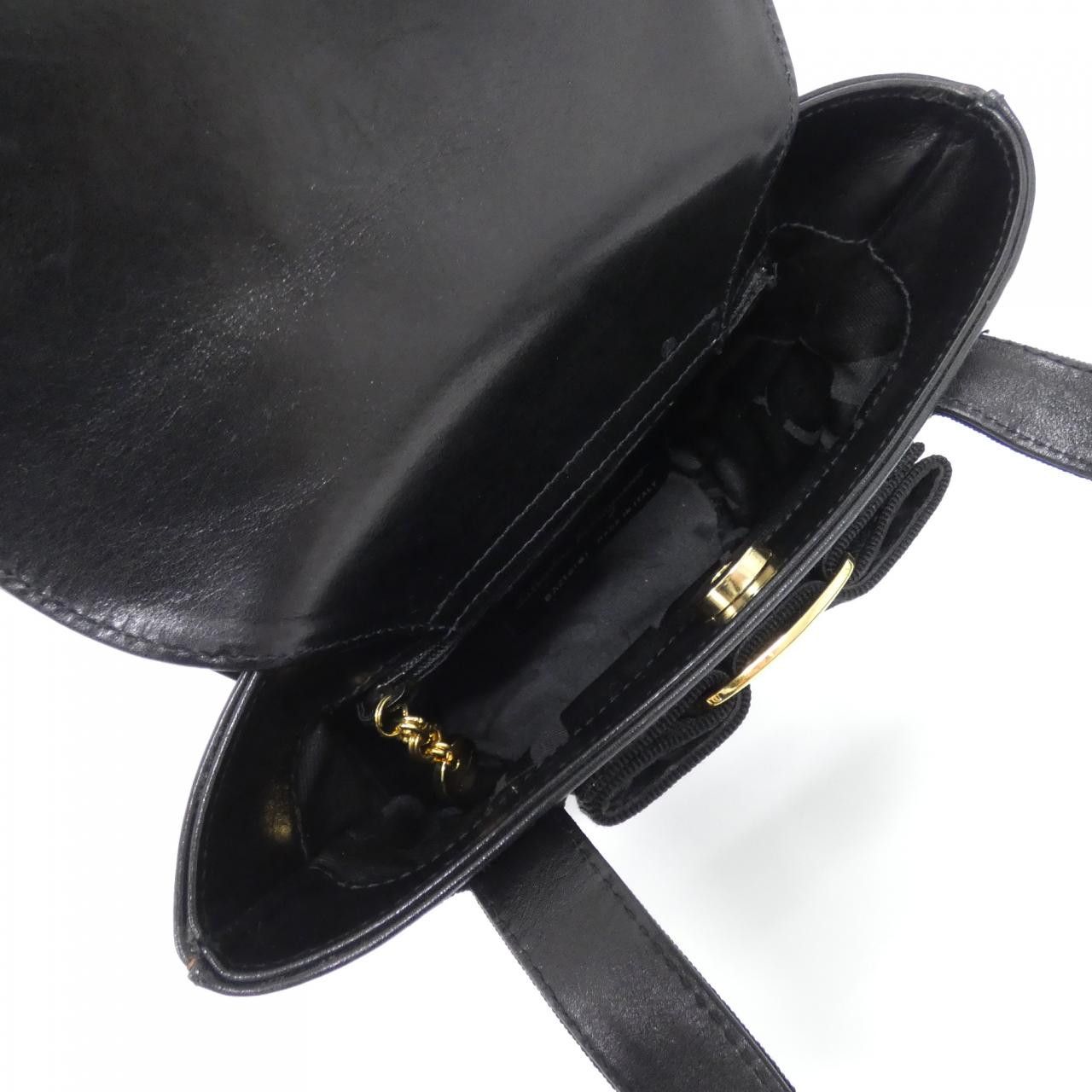 Salvatore Ferragamo Salvatore Ferragamo Salvatore Ferragamo Leather Bag Leather Shoulder Bag 21 6161 DUTY FREE for USA Size ONE SIZE - 9 Thumbnail