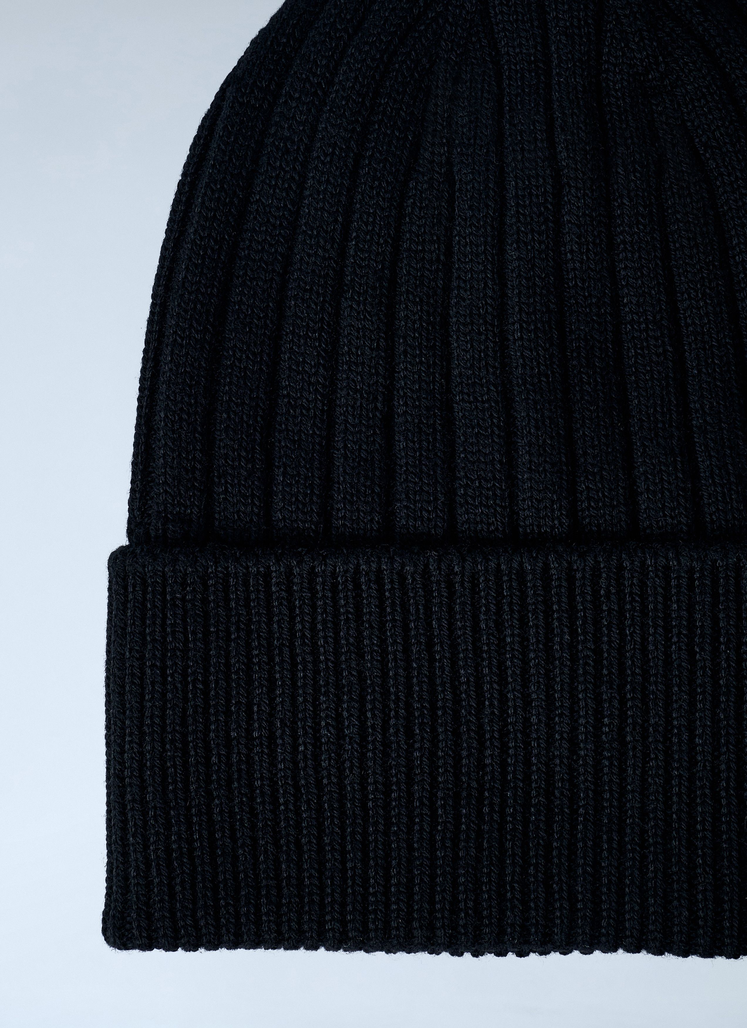 Gucci Logo Motif Beanie Hat Size ONE SIZE - 3 Thumbnail