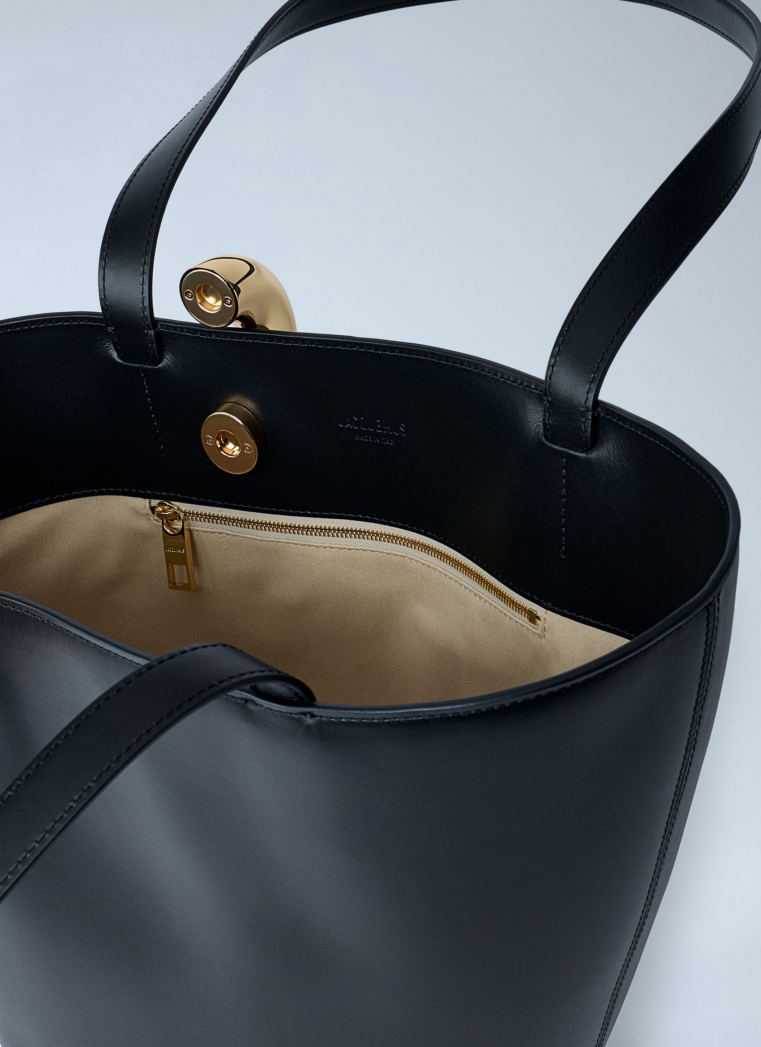 Jacquemus Le Moyen Bambola Bucket Bag Size ONE SIZE - 6 Thumbnail