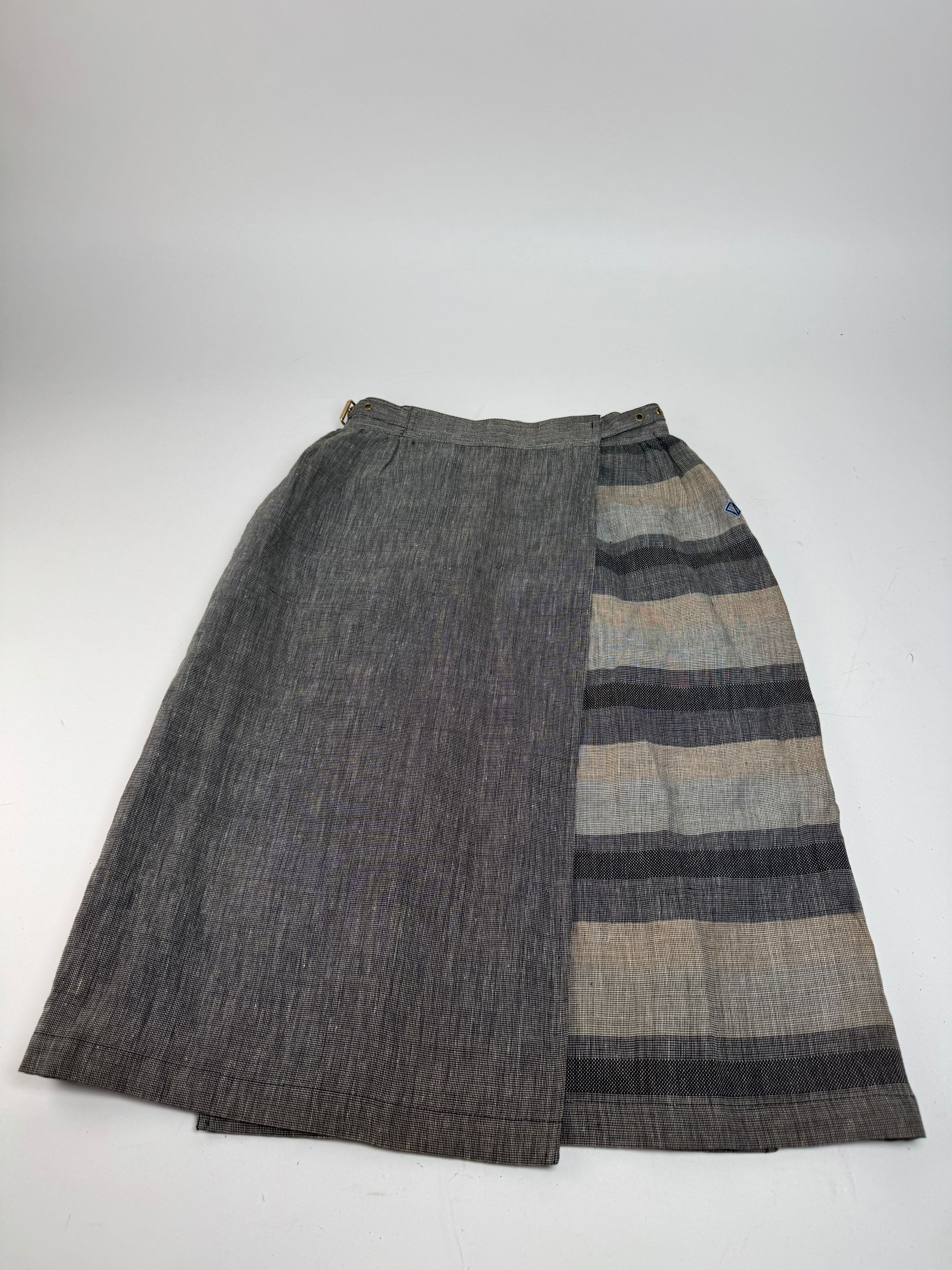 Dior Vintage Asymetric Checked Wool Skirt M Grey Size 30" / US 8 / IT 44 - 4 Thumbnail