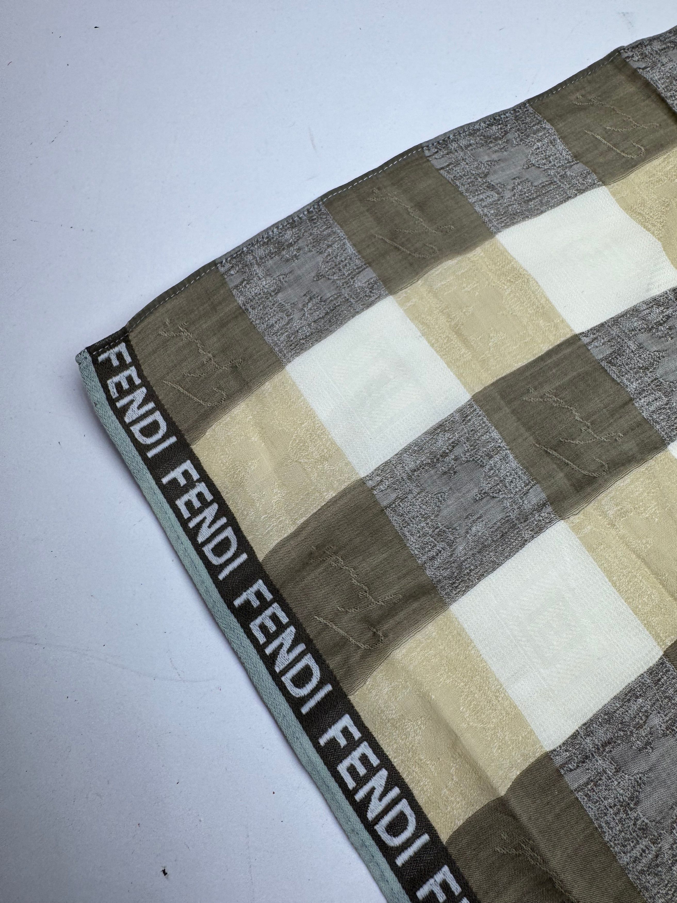 Fendi Vintage Checked Scarf Brown white Size ONE SIZE - 6 Thumbnail