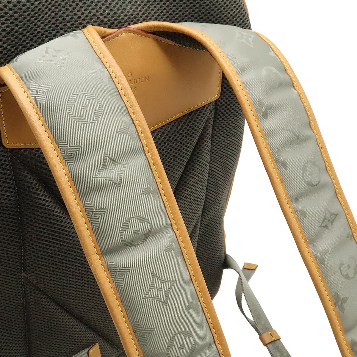 Louis Vuitton Louis Vuitton Louis Vuitton Monogram Titanium Backpack Canvas Backpack M43881 DUTY FREE for USA Size ONE SIZE - 4 Thumbnail
