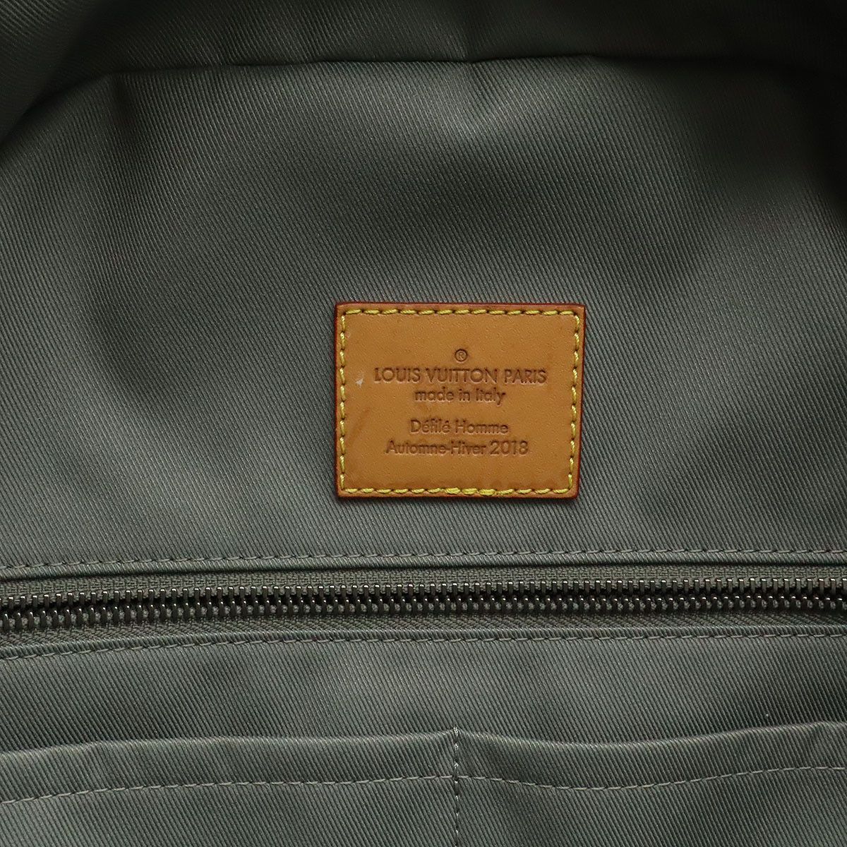 Louis Vuitton Louis Vuitton Louis Vuitton Monogram Titanium Backpack Canvas Backpack M43881 DUTY FREE for USA Size ONE SIZE - 9 Thumbnail