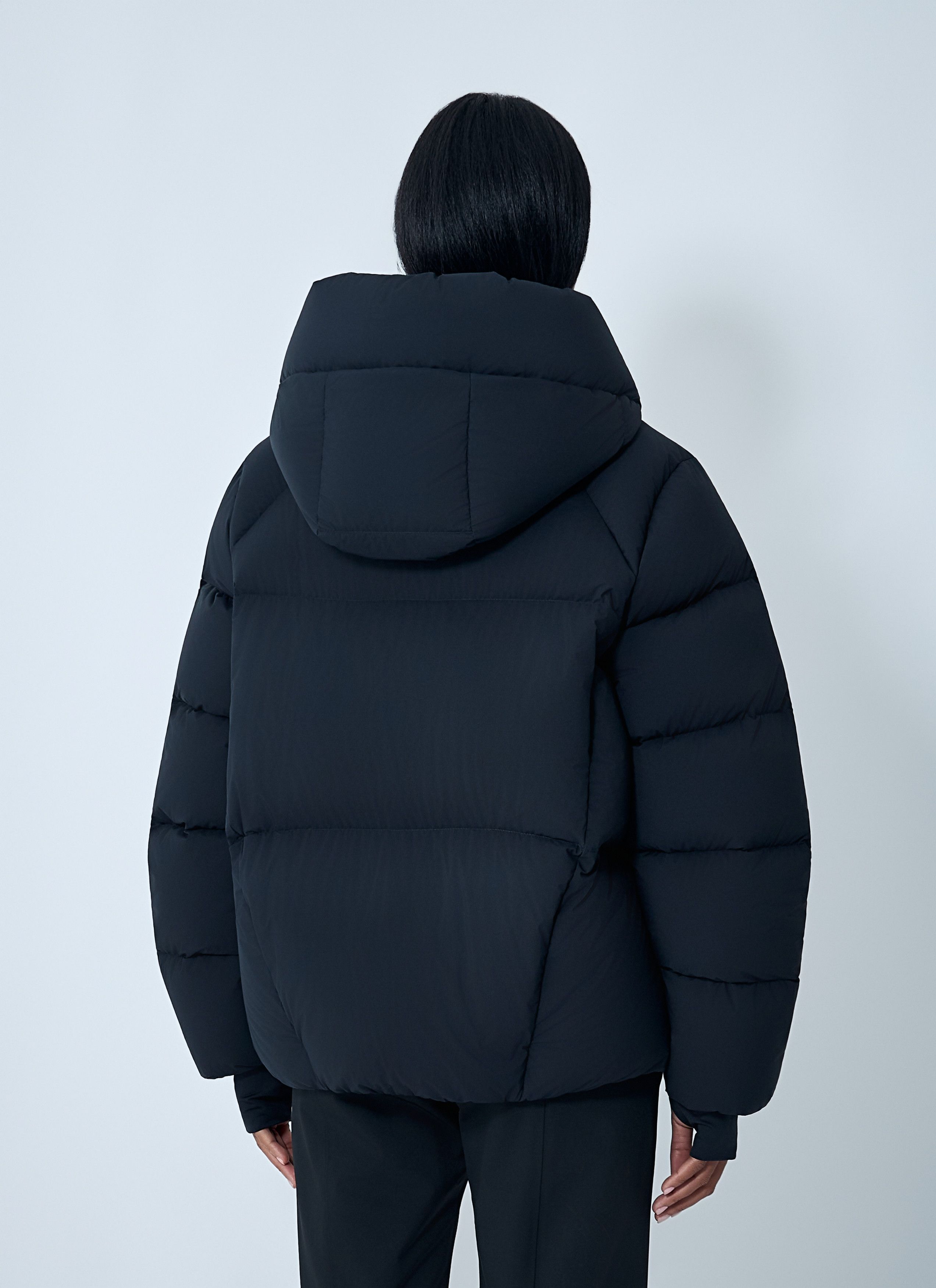 Moncler Grenoble Bonnieure Short Down Jacket Size XS / US 0-2 / IT 36-38 - 4 Thumbnail