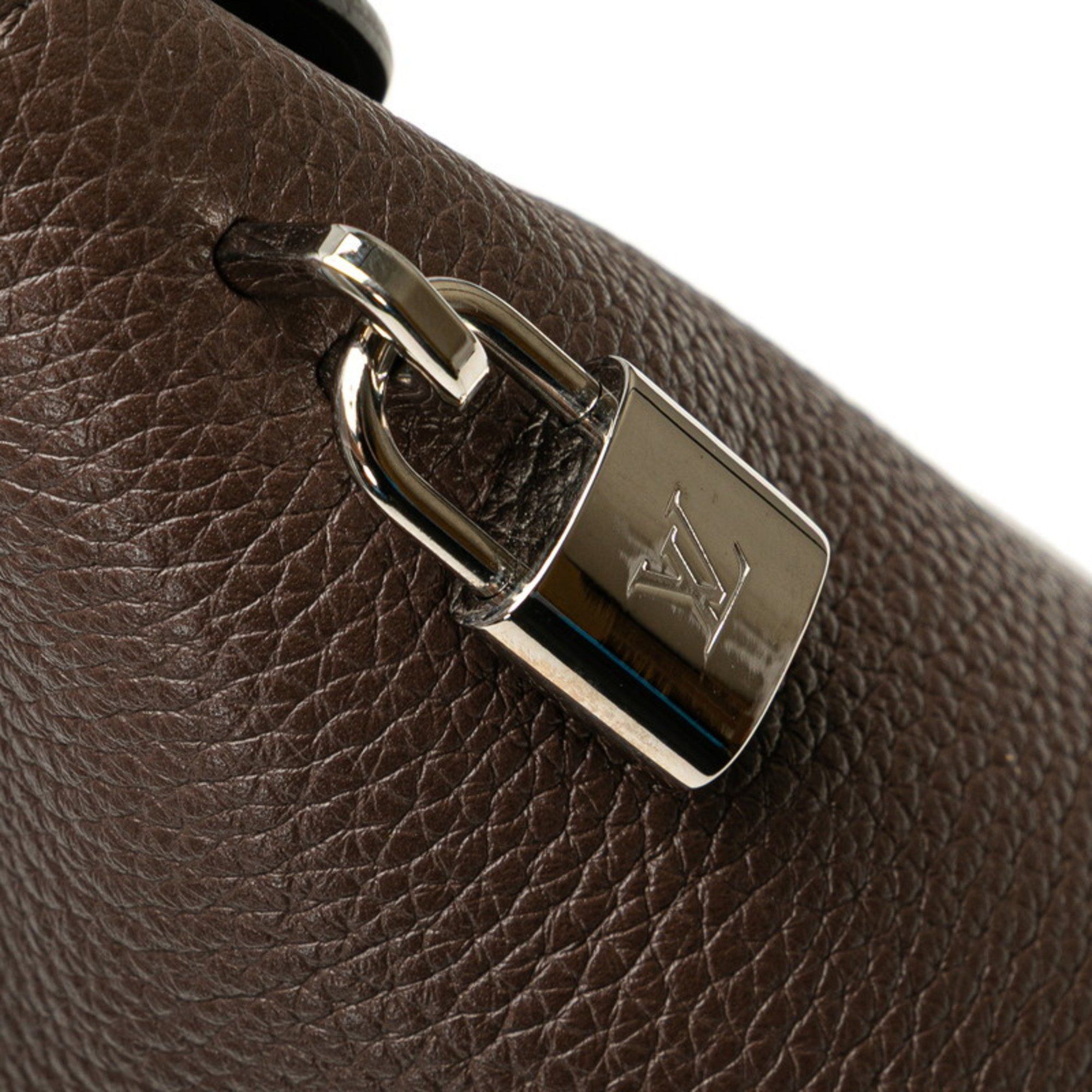 Louis Vuitton Louis Vuitton Parceana Lockit PM Two-Tone Handbag M51066 in Off-White and Dark Brown Taurillon Leather. Women's. LOUIS VUITTON Size ONE SIZE - 10 Thumbnail