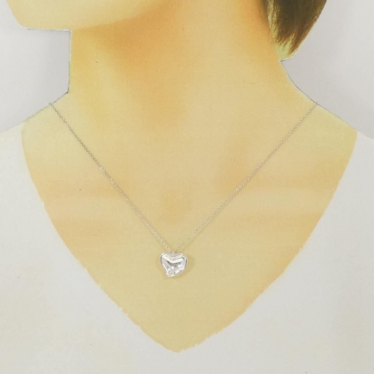 Tiffany & Co. Tiffany & Co. Tiffany Curved Heart 925 Silver Necklace Metal Necklace DUTY FREE for USA Size ONE SIZE - 6 Thumbnail