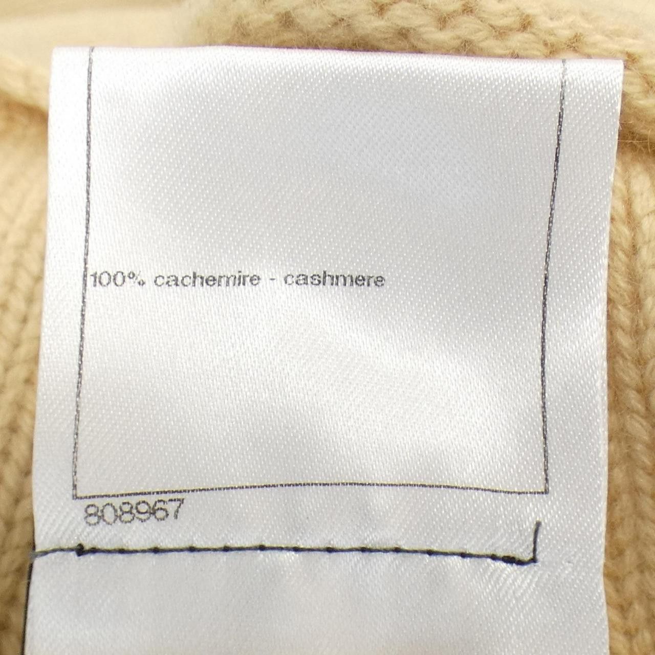 Chanel Chanel Chanel P47679K06042 Cashmere Knit Others Tops P47679K06042 DUTY FREE for USA Size ONE SIZE - 3 Thumbnail