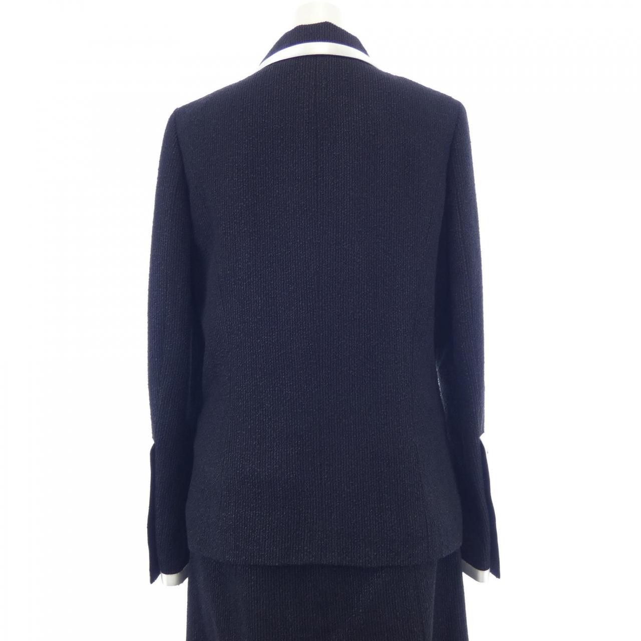 Chanel Chanel Chanel Suit Set Others Suits P23745V13766 04P DUTY FREE for USA Size ONE SIZE - 2 Thumbnail