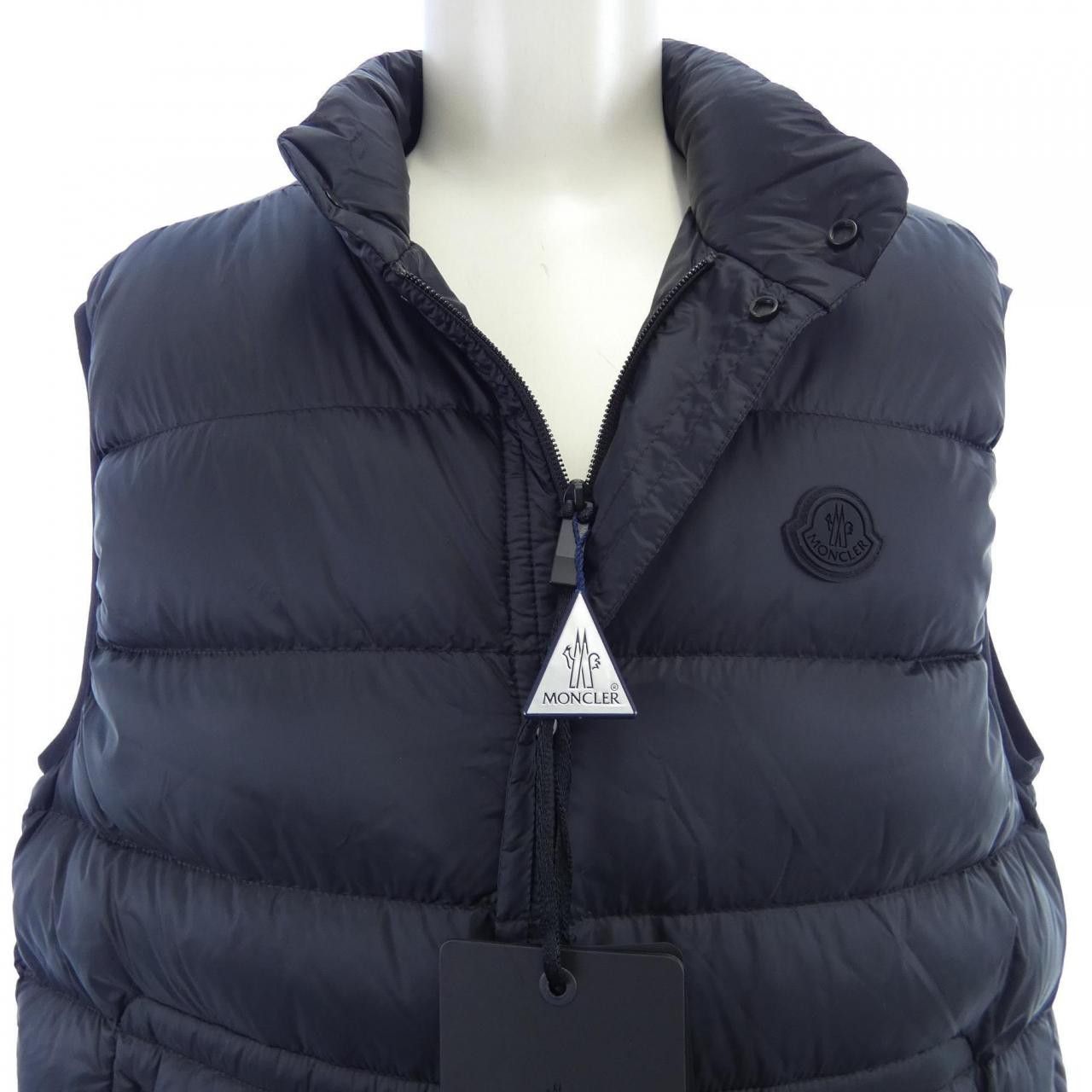 Moncler Moncler Moncler PLARET Down Vest Others Outerwear PLARET DUTY FREE for USA Size ONE SIZE - 6 Thumbnail