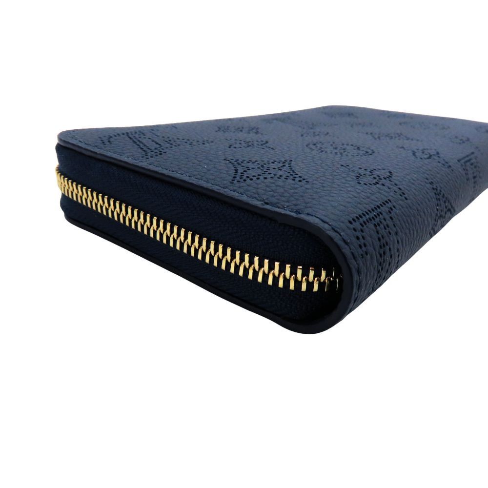 Louis Vuitton Louis Vuitton Louis Vuitton Zippy Wallet Monogram Mahina Long Wallet Leather Long Wallet M14569 DUTY FREE for USA Size ONE SIZE - 4 Thumbnail