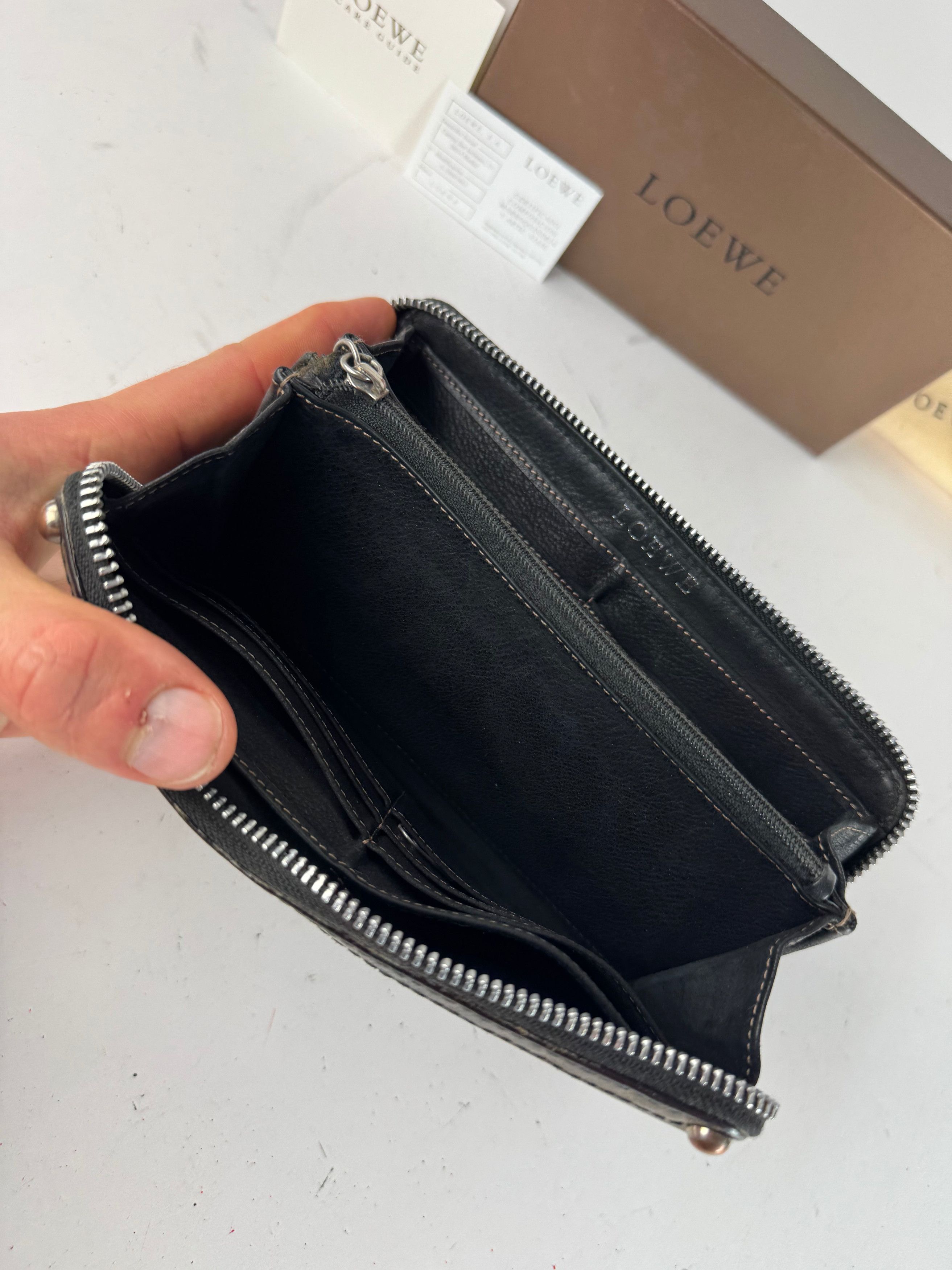 Loewe Vintage Madrid Anagram Leather Wallet Brown Size ONE SIZE - 5 Thumbnail