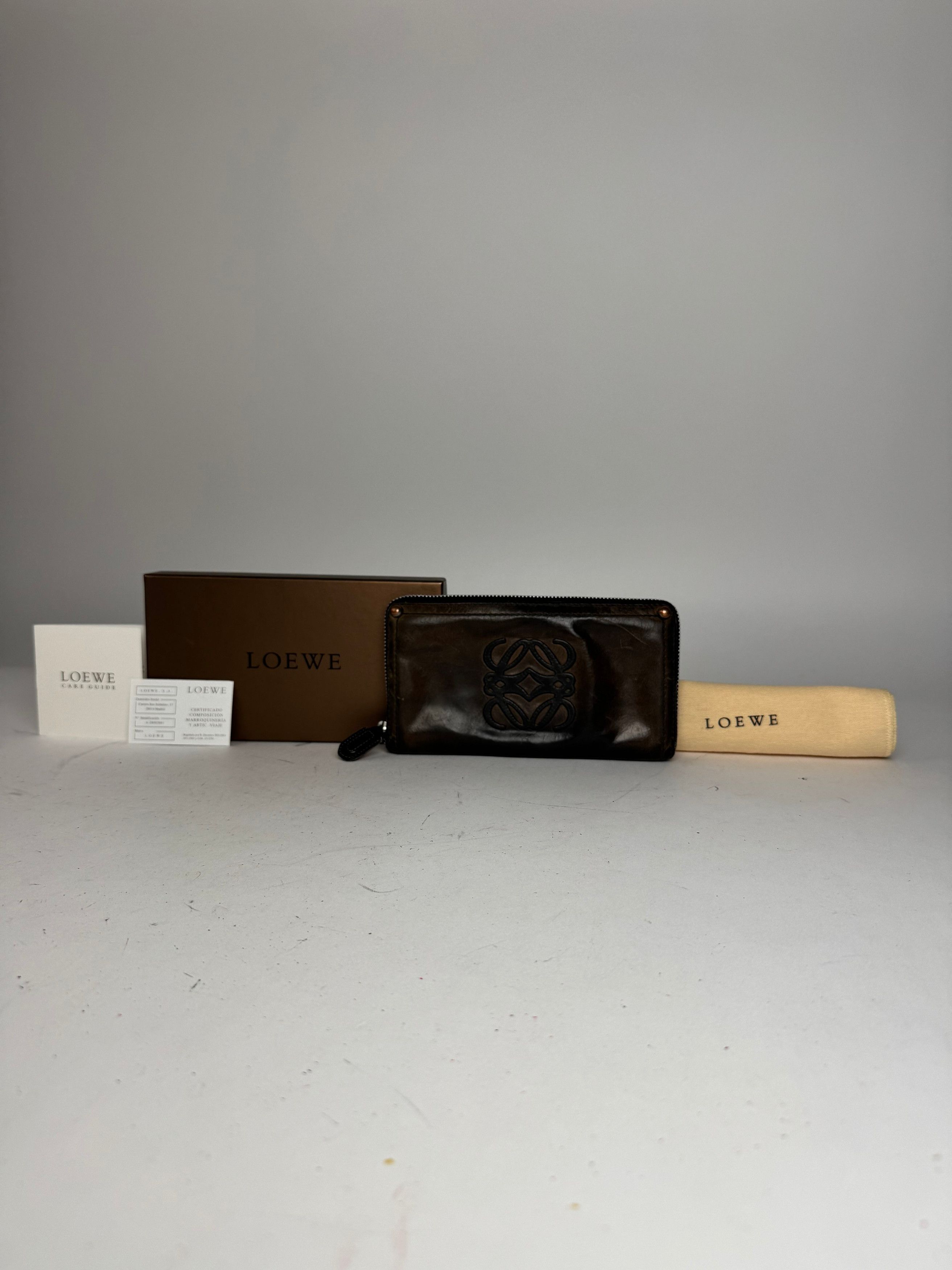 Loewe Vintage Madrid Anagram Leather Wallet Brown Size ONE SIZE - 14 Thumbnail
