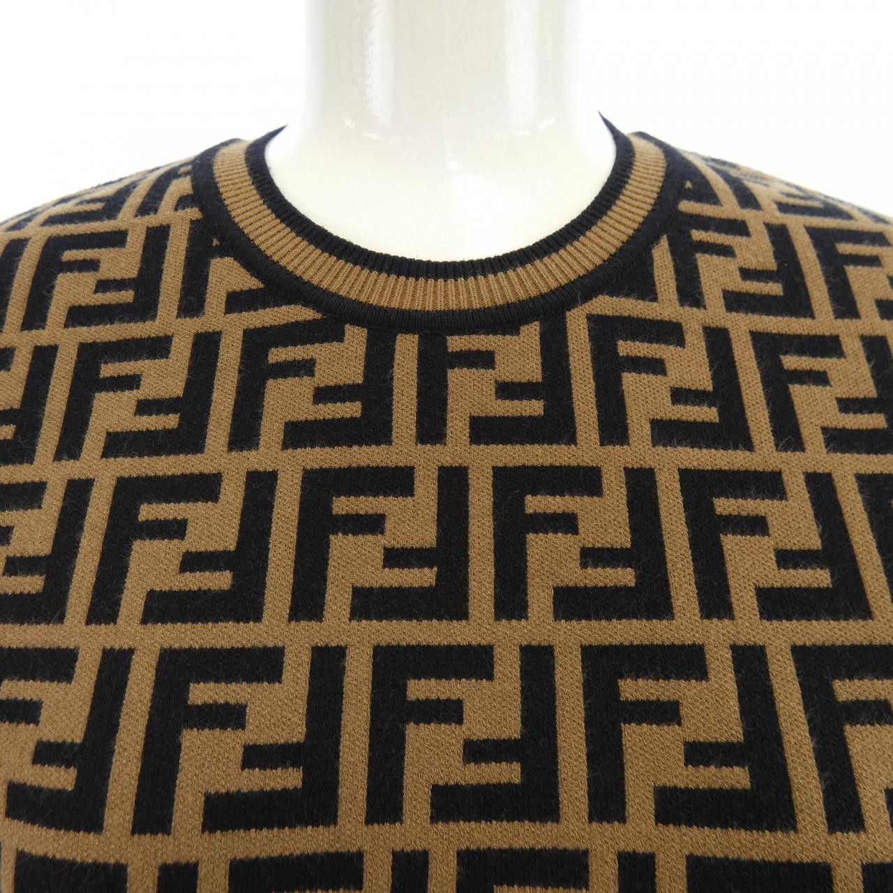 Fendi Fendi Fendi FZY703 A5QG Knit Others Tops FZY703A5QG DUTY FREE for USA Size ONE SIZE - 6 Thumbnail