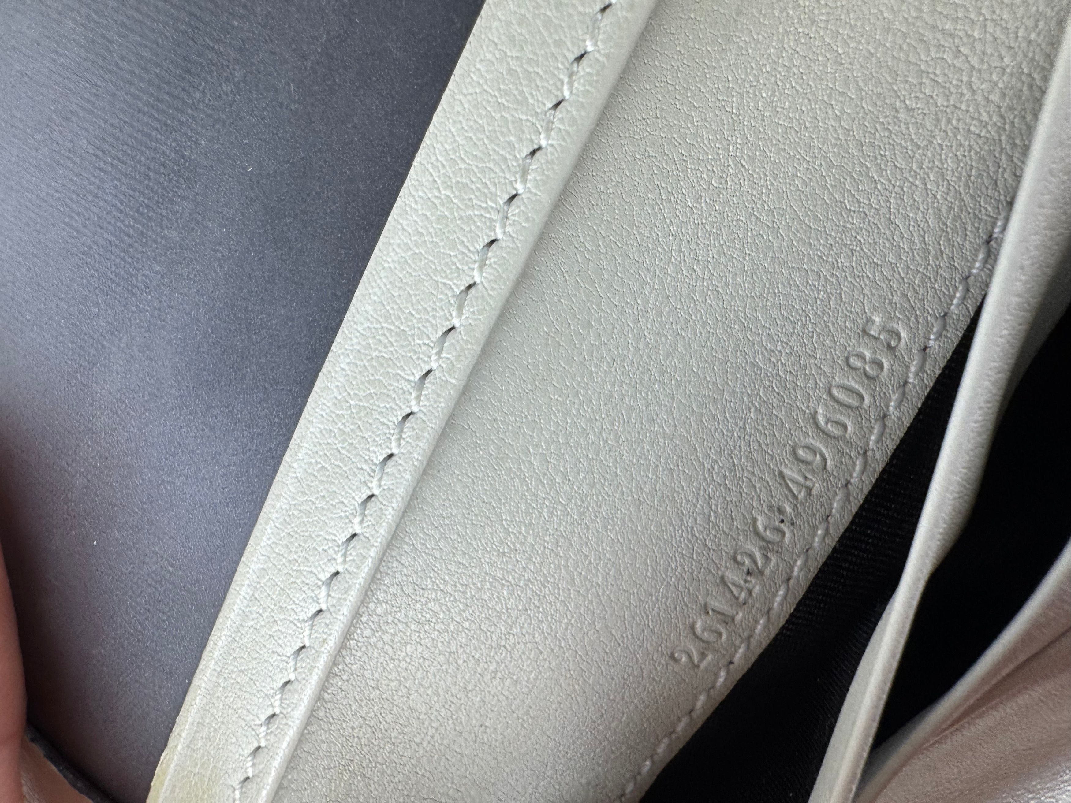Gucci Vintage Monogram Star Card Holder White Size ONE SIZE - 8 Thumbnail